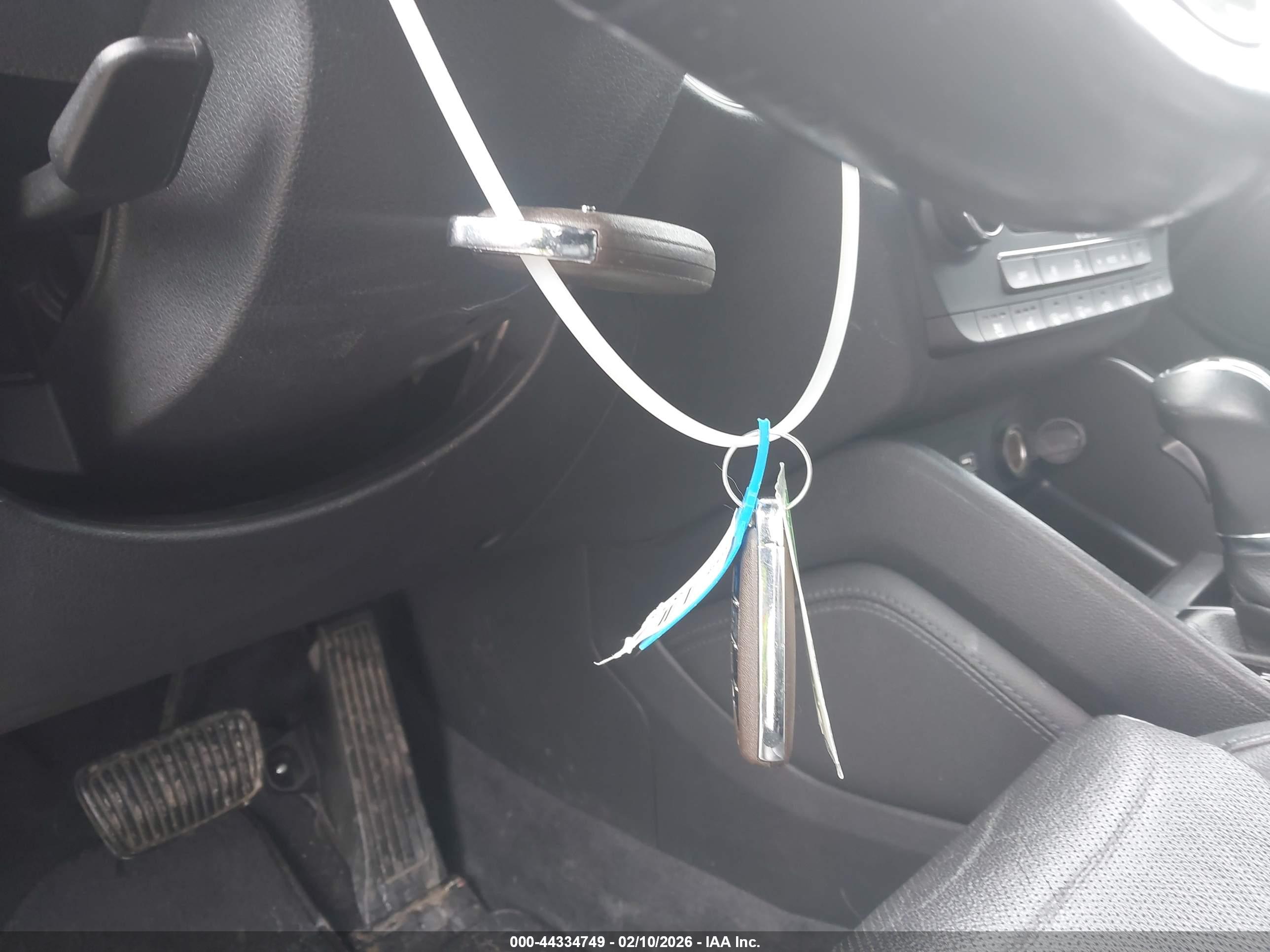 HYUNDAI TUCSON image 11