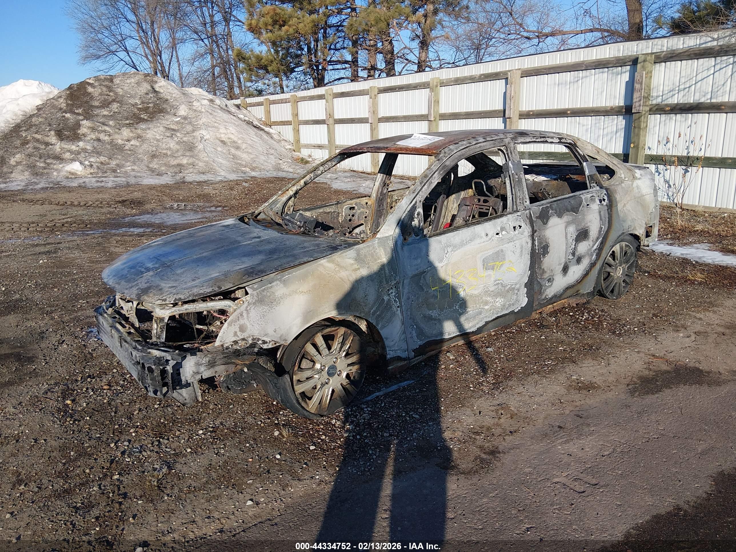 FORD FOCUS image 2