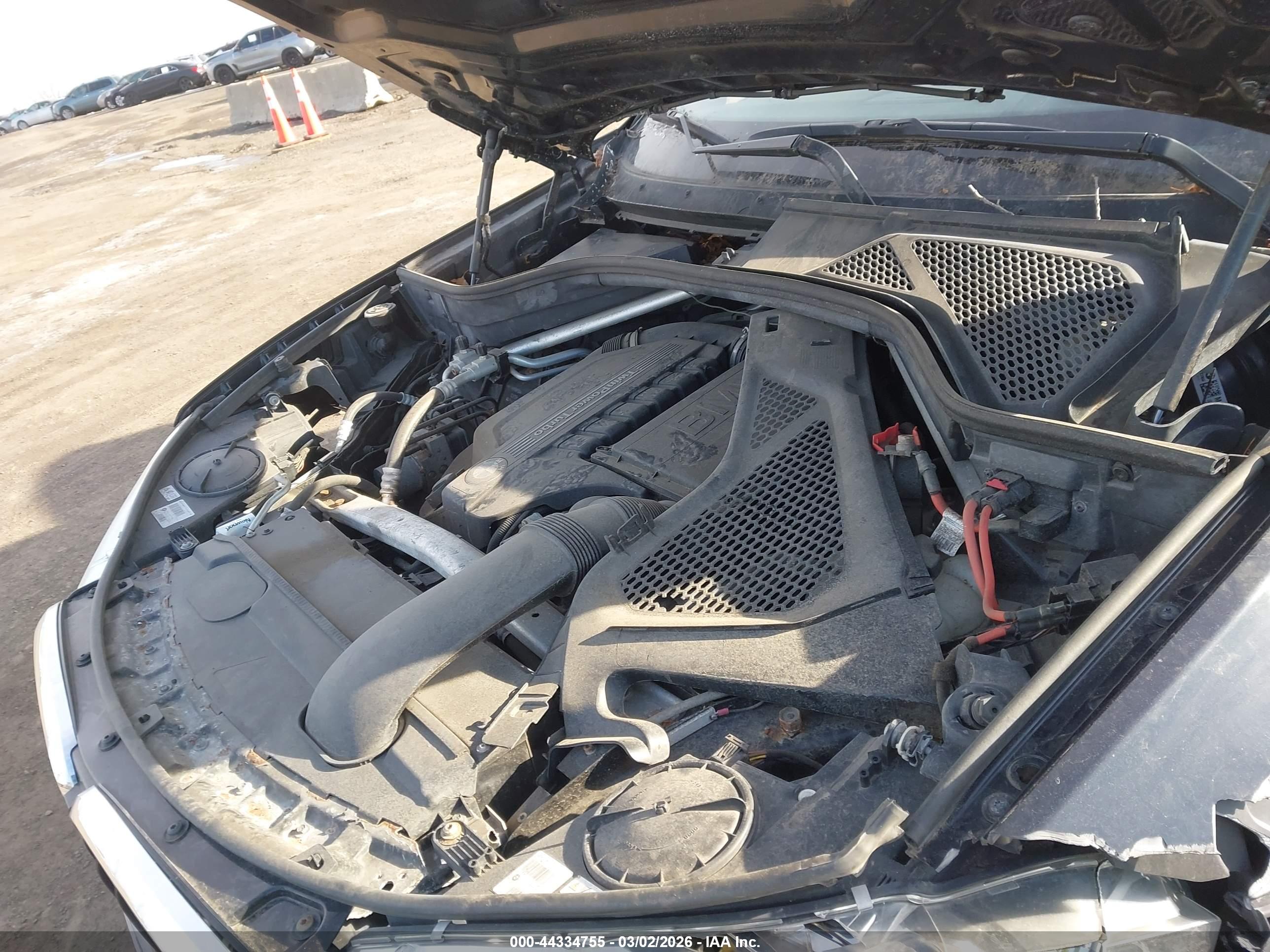 BMW X6 image 10