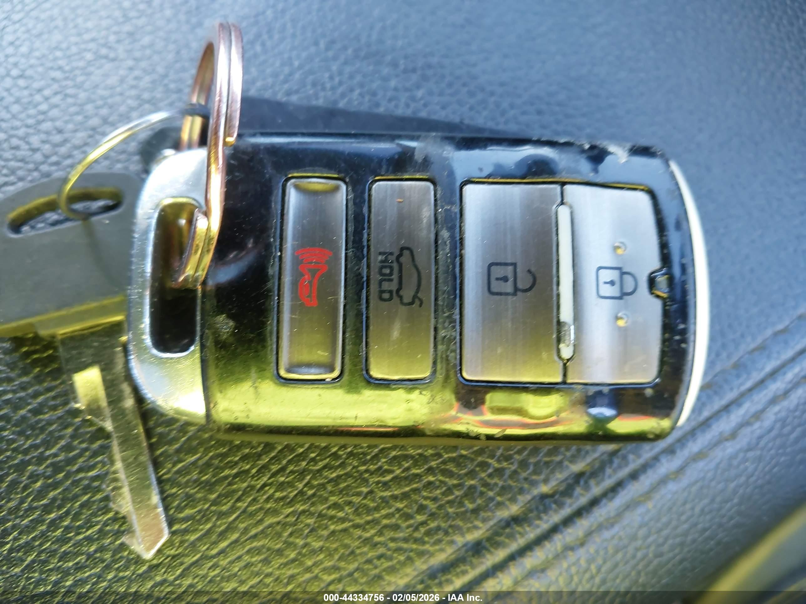 KIA CADENZA image 11