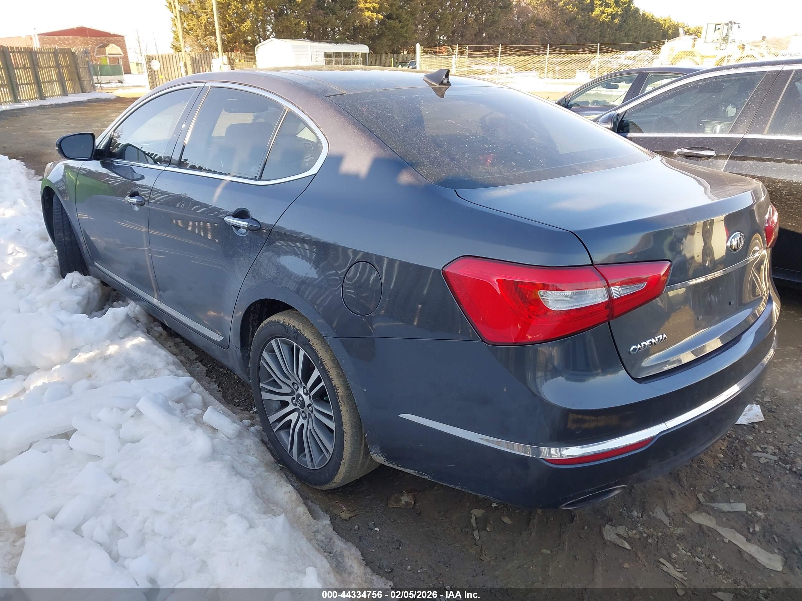 KIA CADENZA image 3