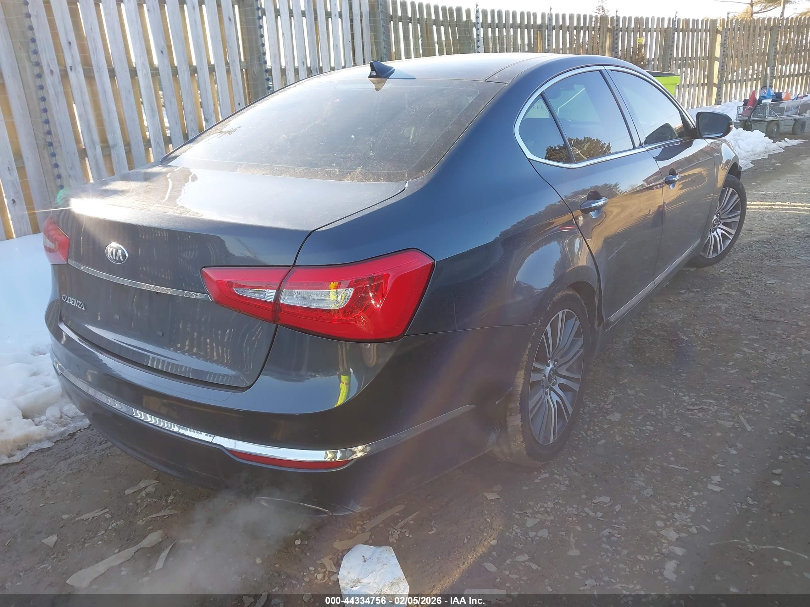 KIA CADENZA image 4