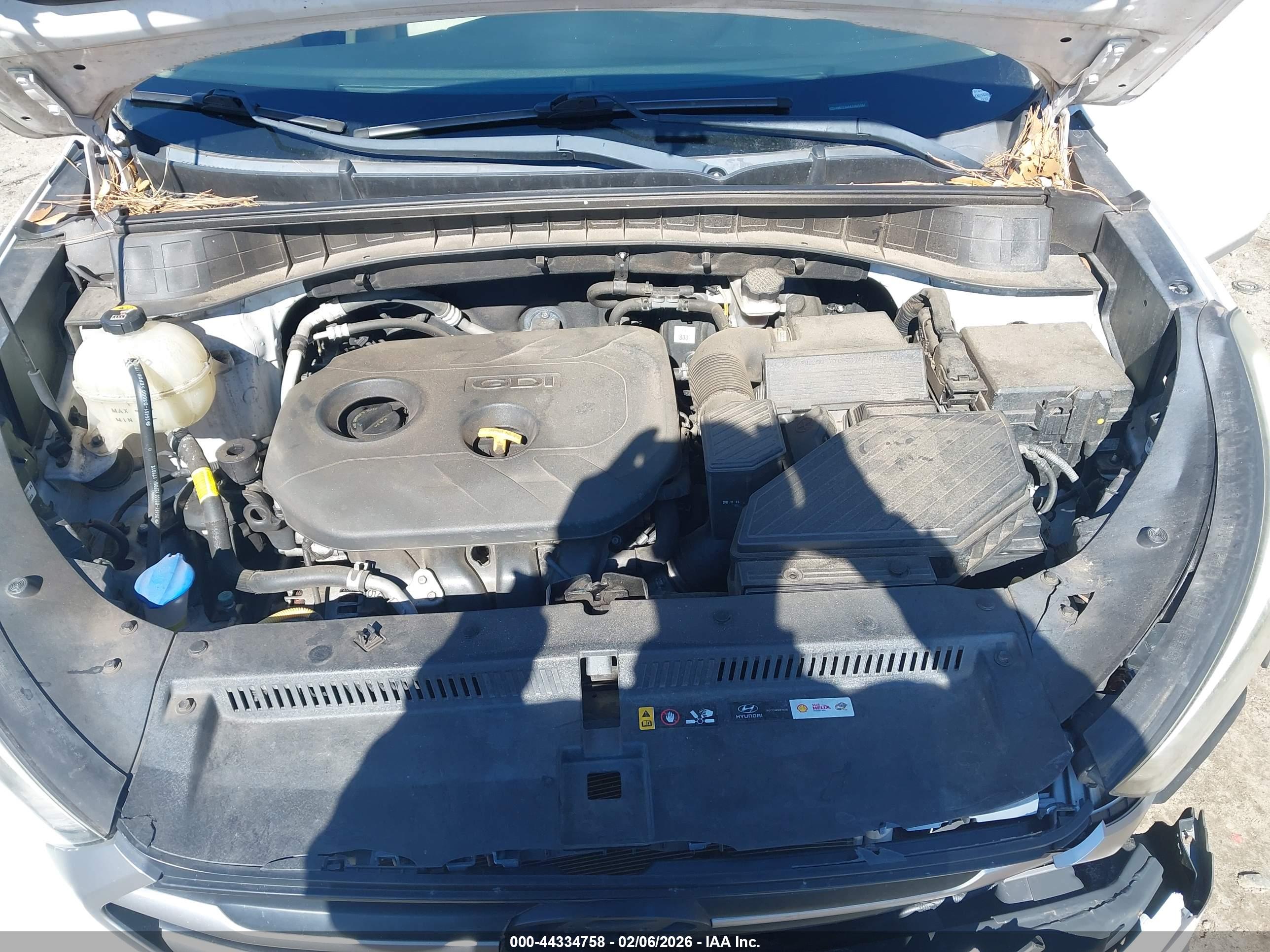 HYUNDAI TUCSON image 10