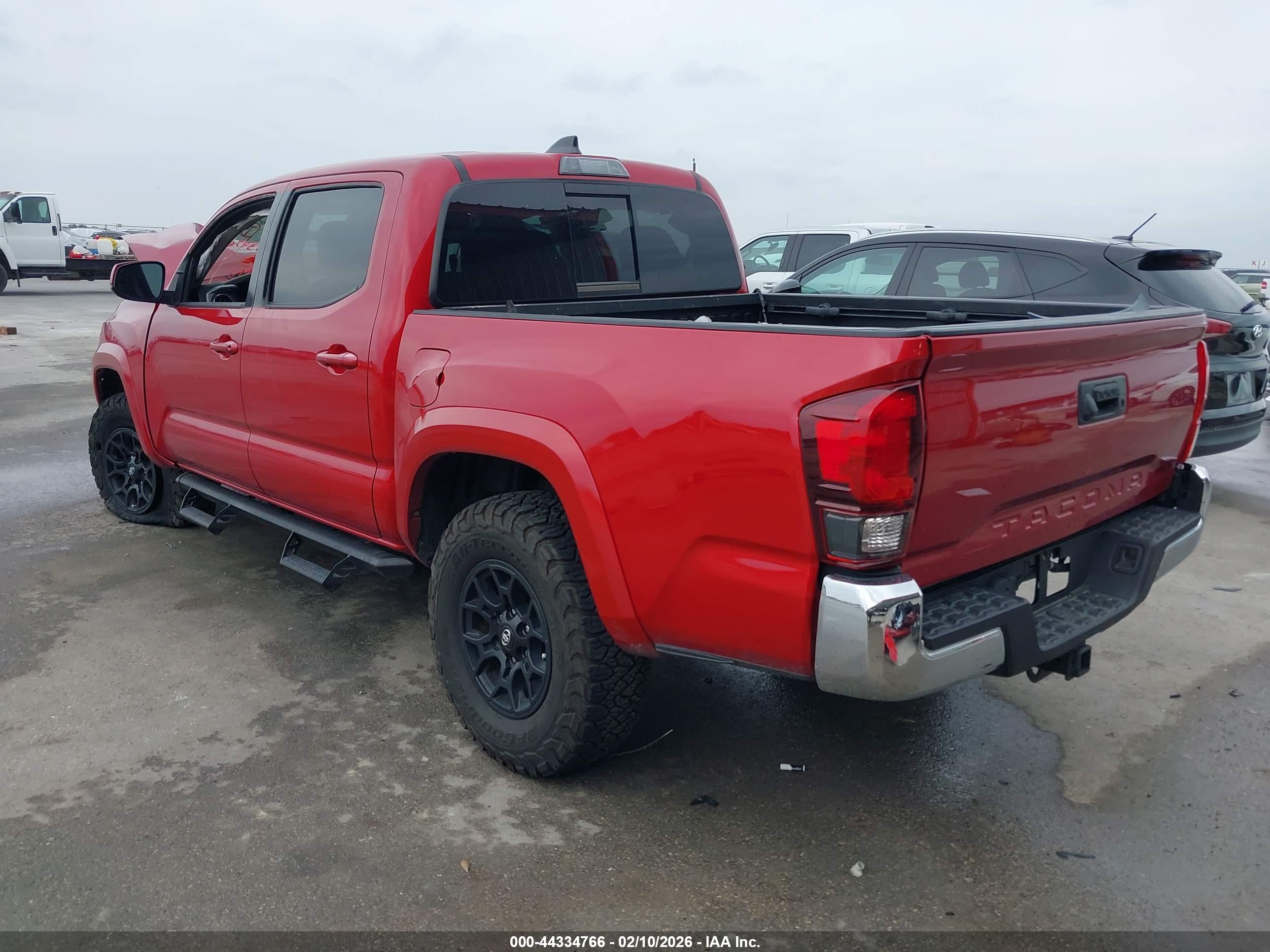 TOYOTA TACOMA image 3
