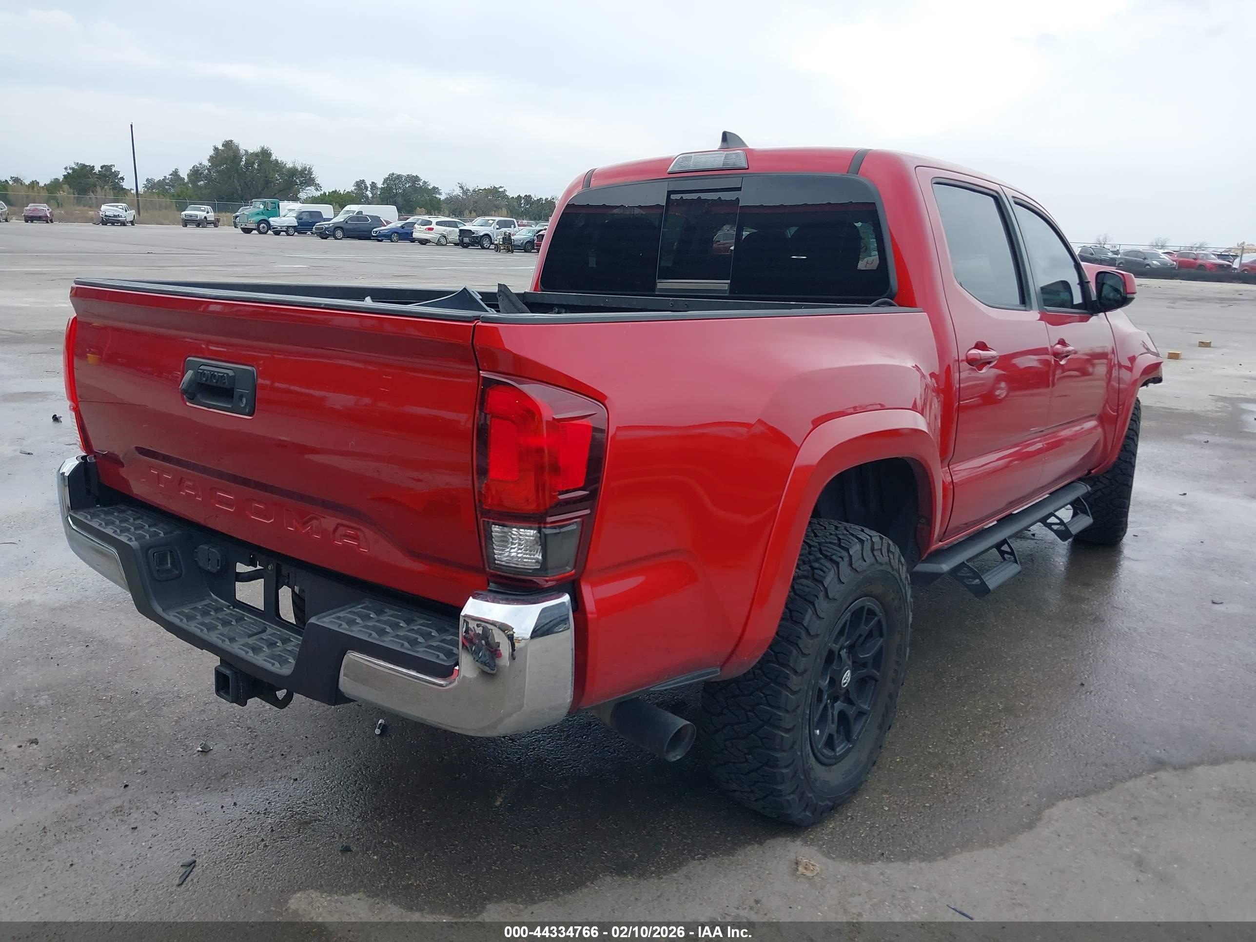 TOYOTA TACOMA image 4