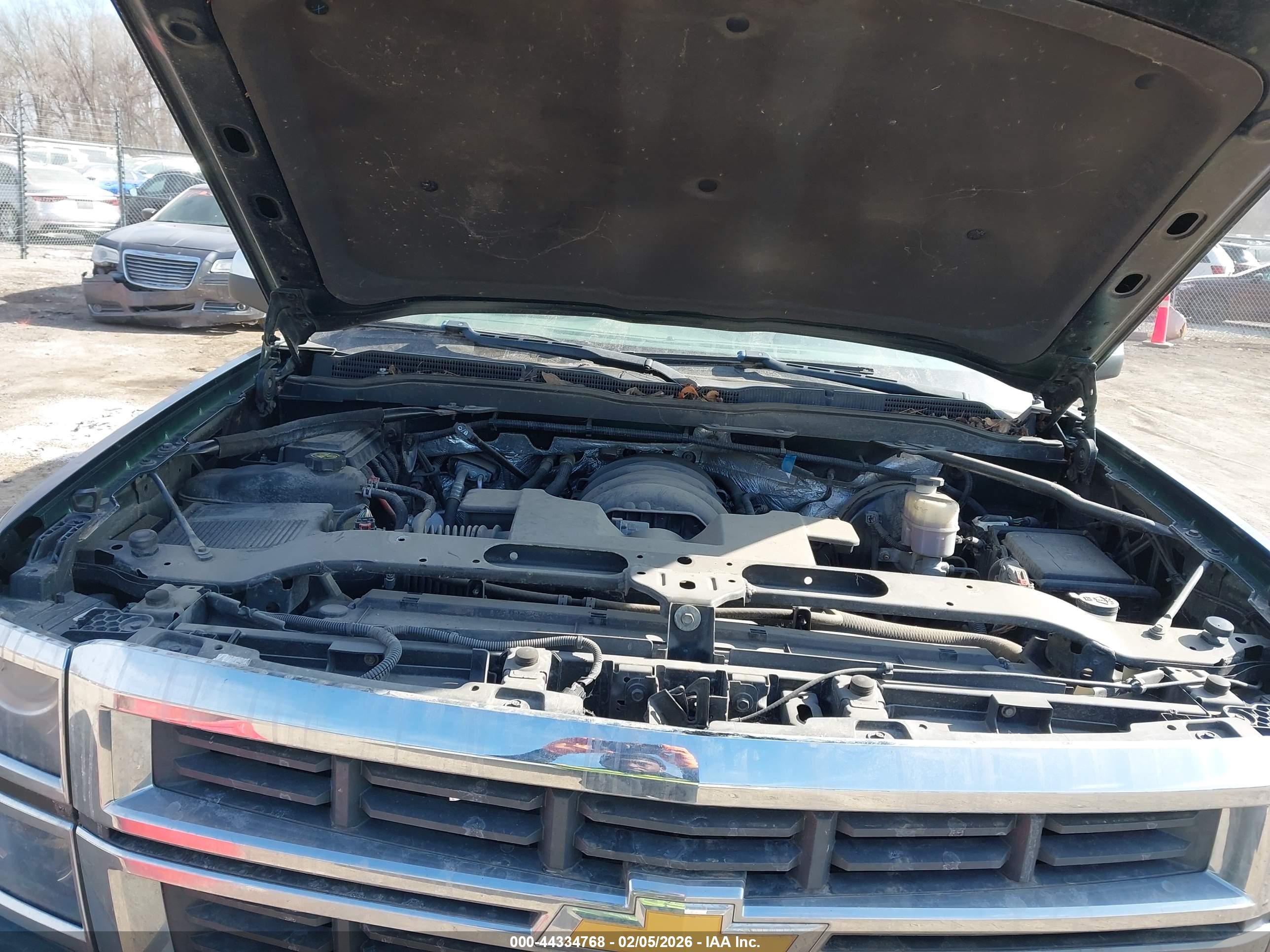 CHEVROLET SILVERADO image 10