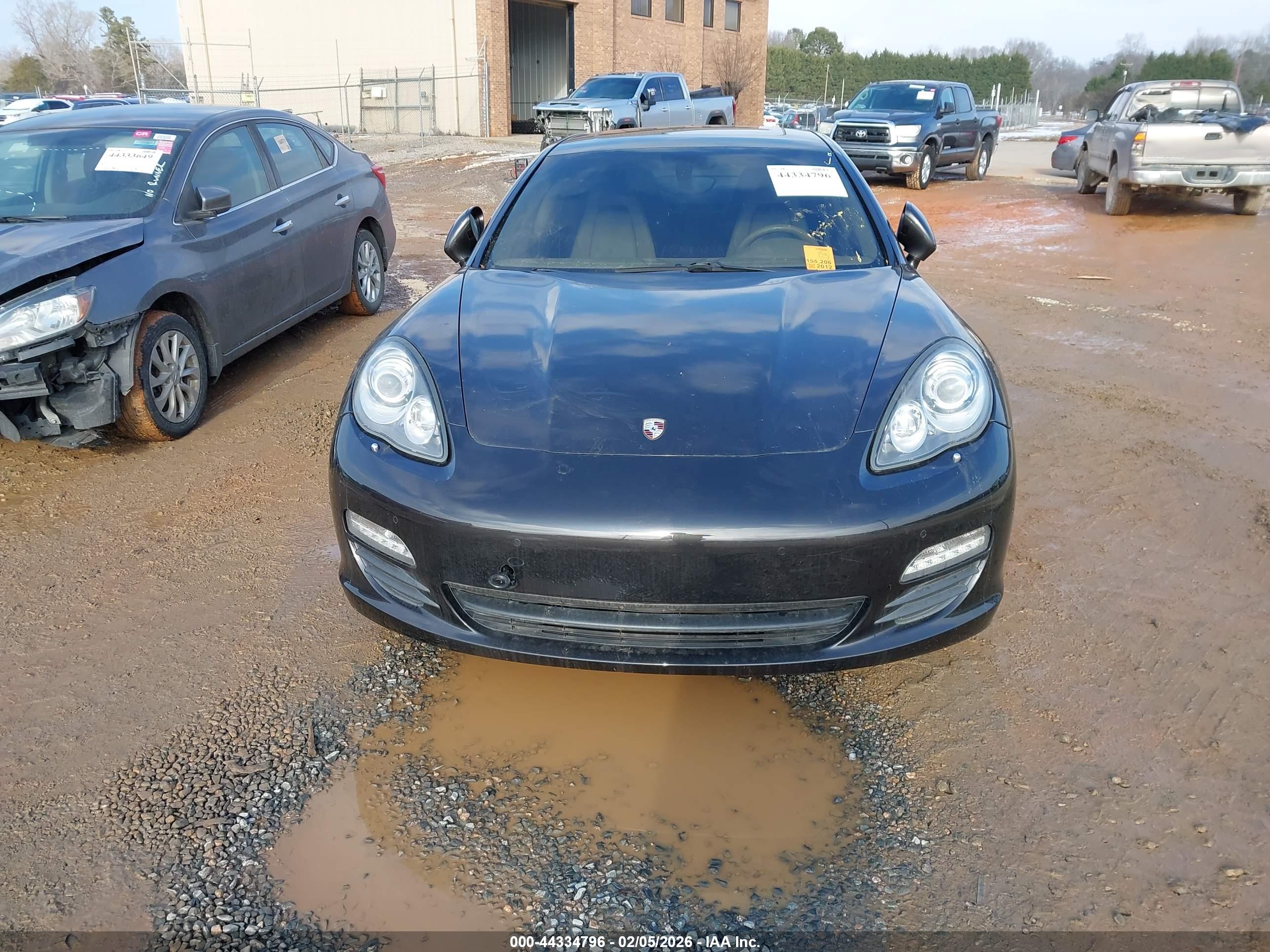 PORSCHE PANAMERA image 6