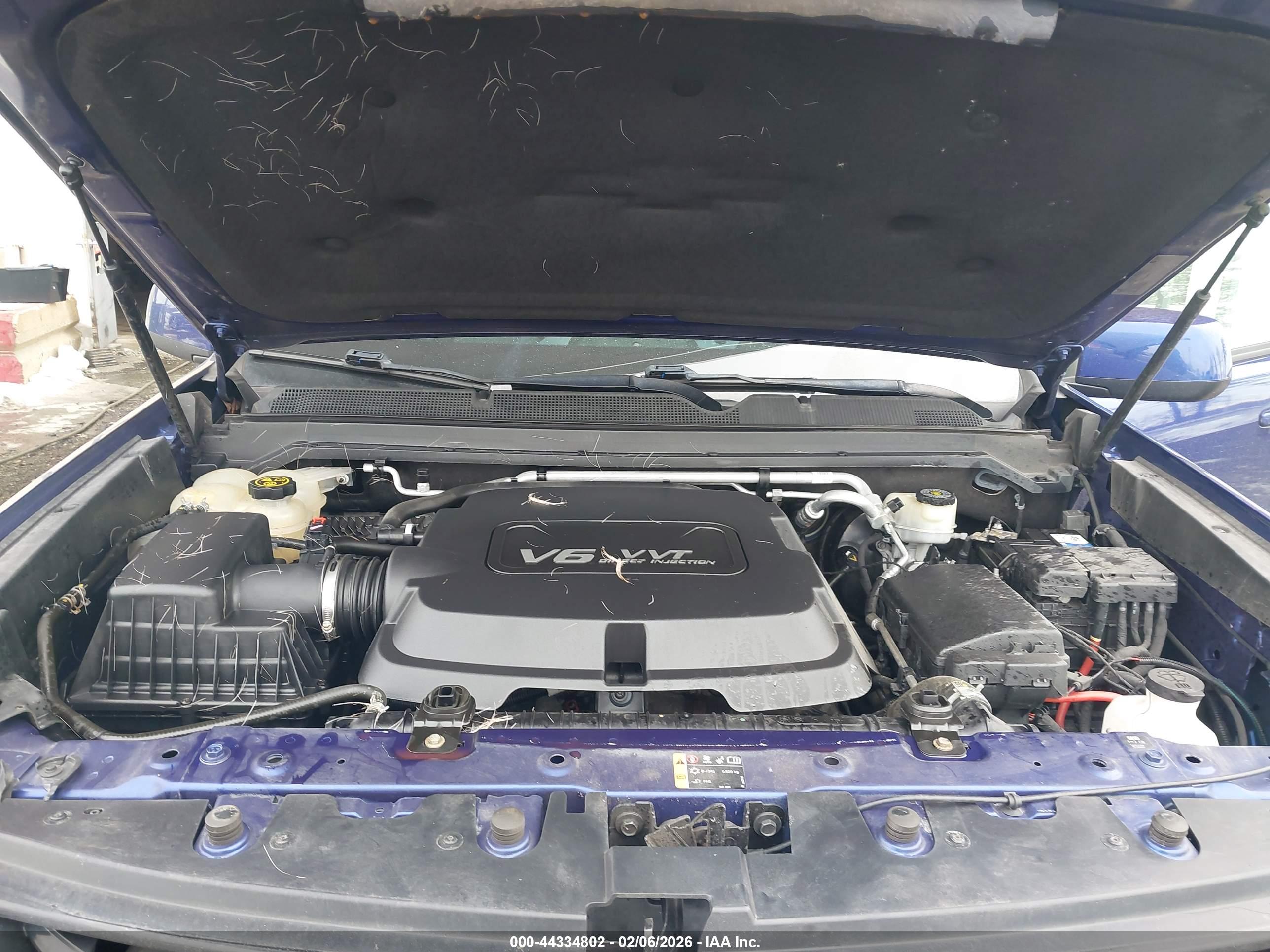 CHEVROLET COLORADO image 10