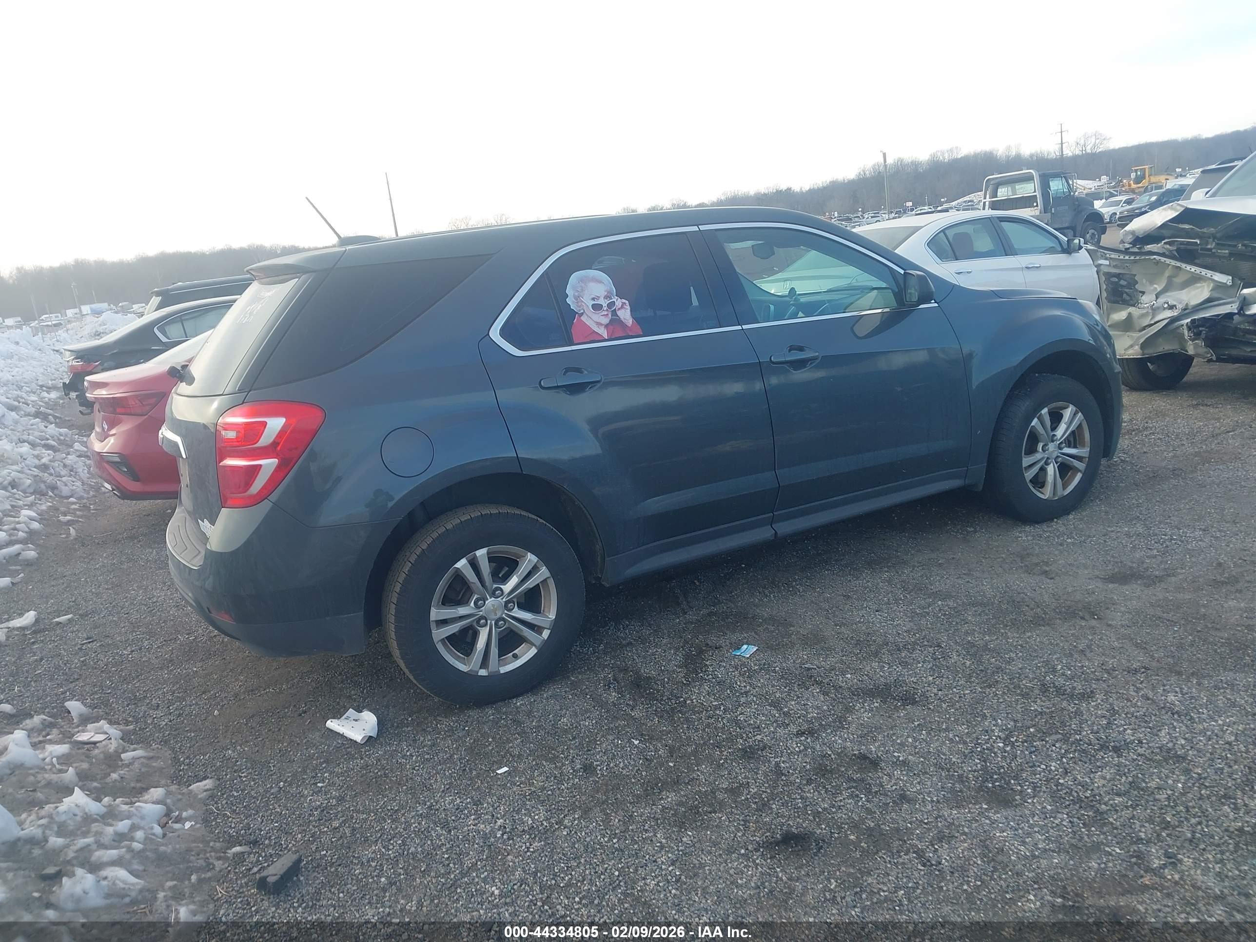 CHEVROLET EQUINOX image 4