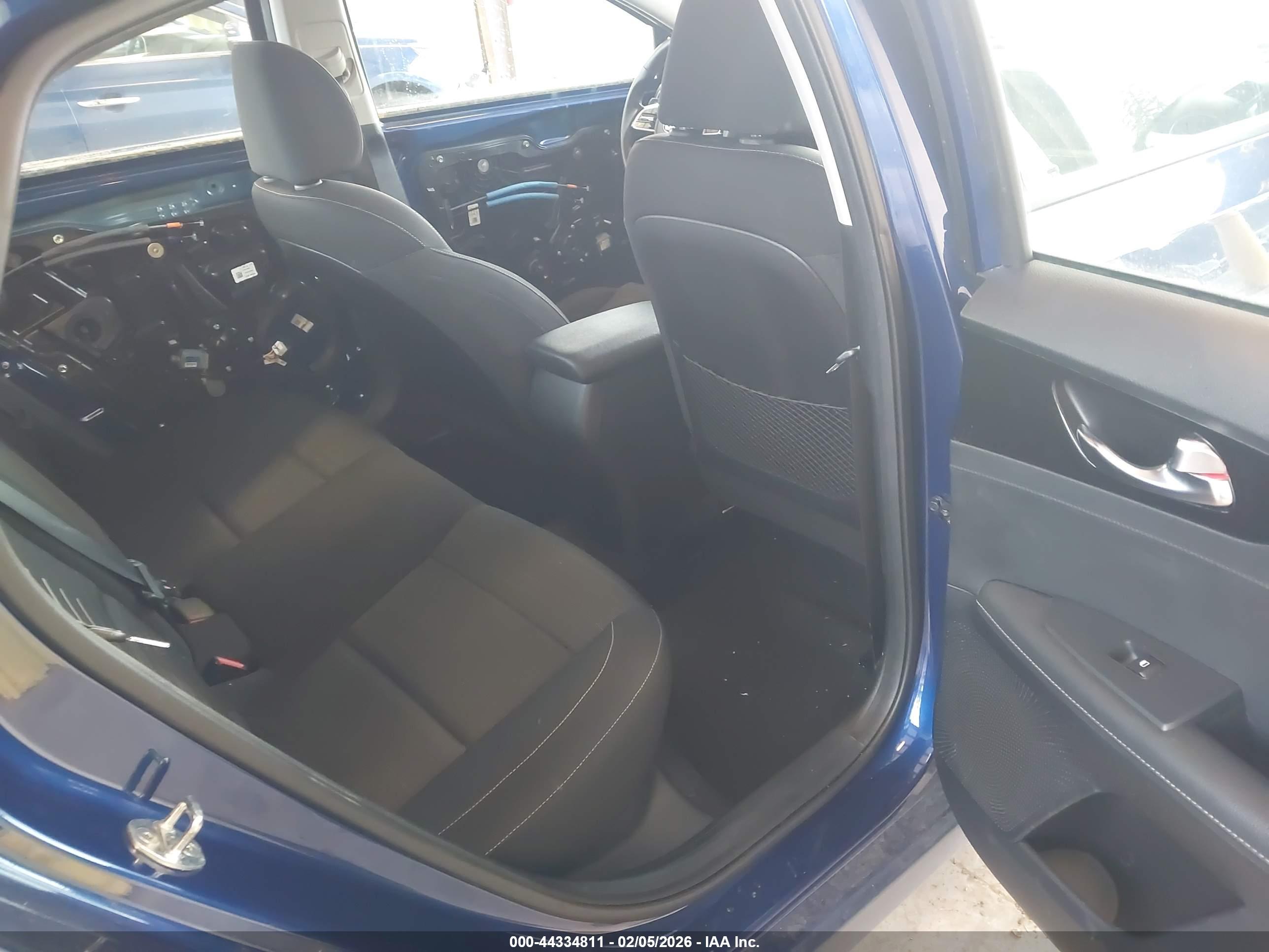KIA FORTE image 8