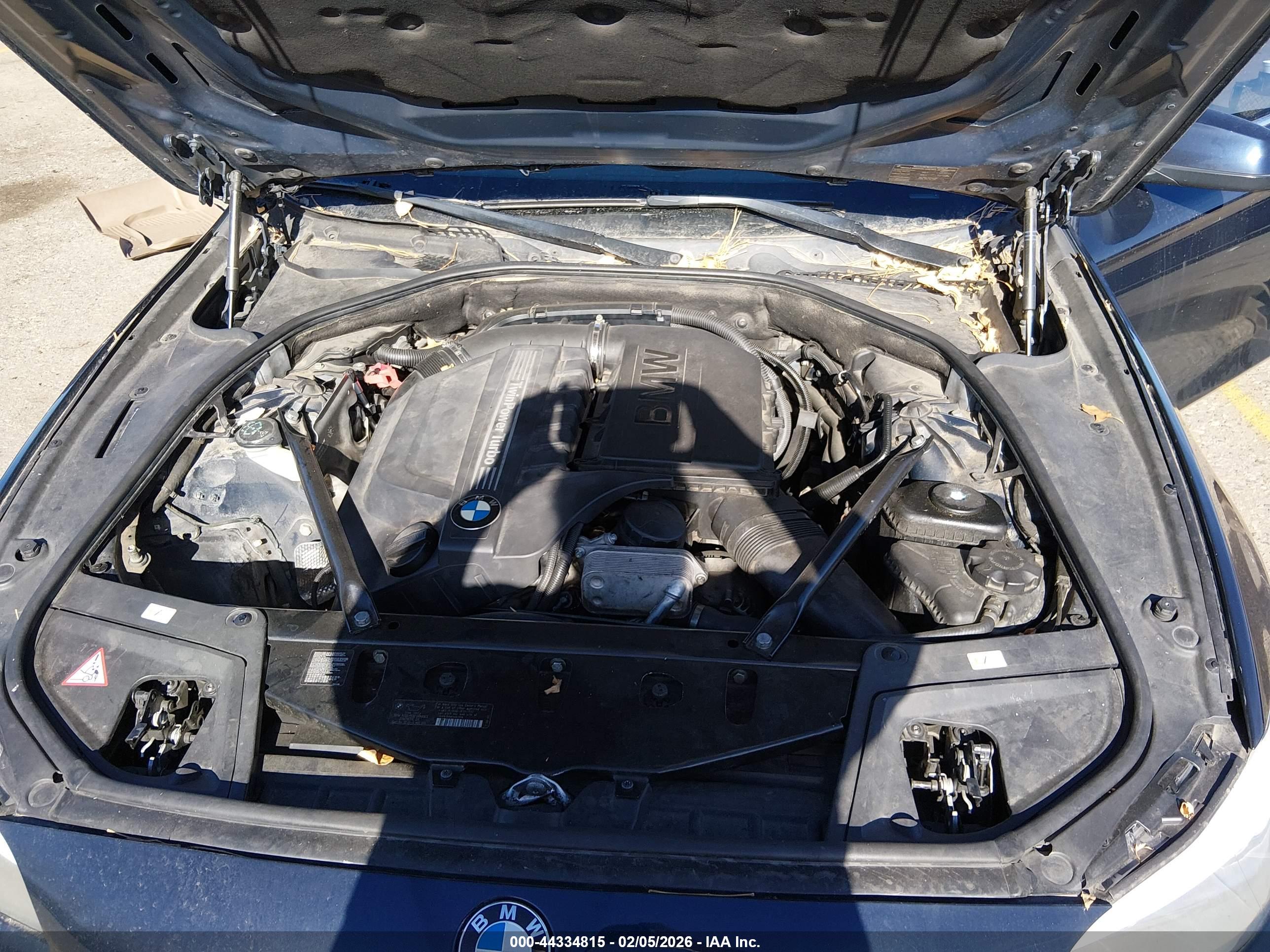 BMW 535I image 10