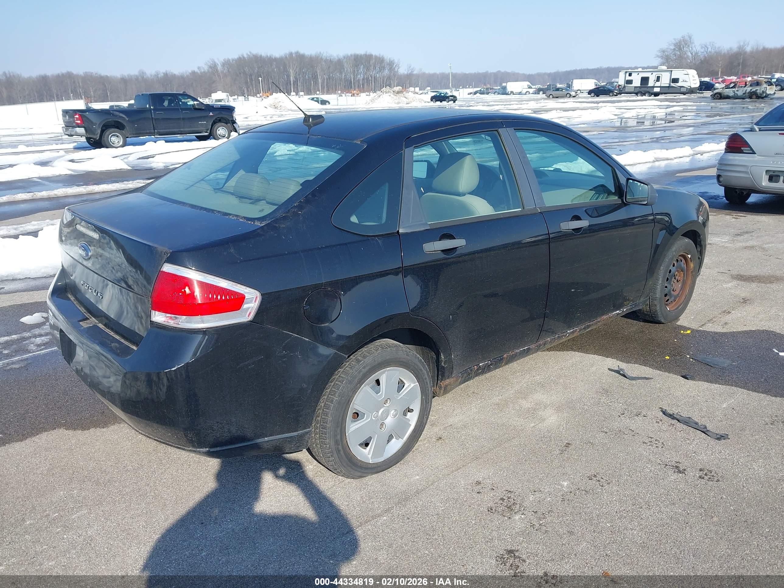 FORD FOCUS image 4