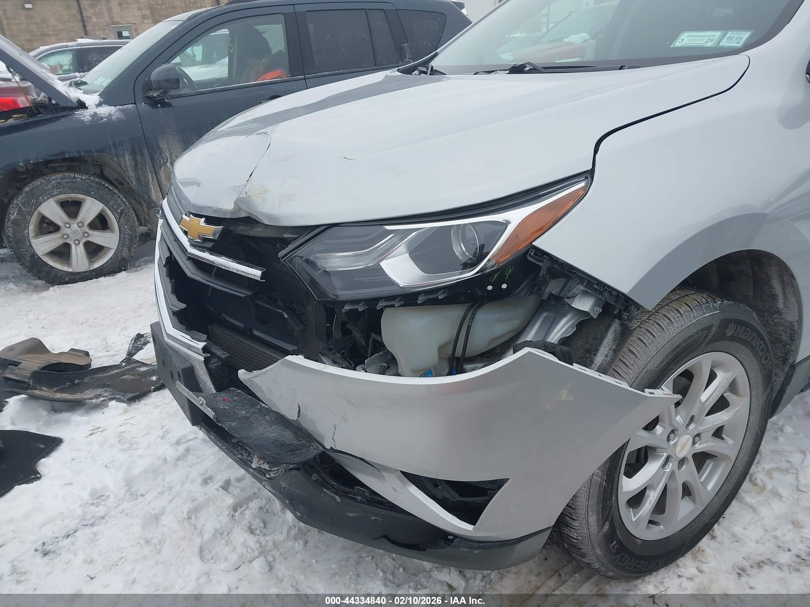 CHEVROLET EQUINOX image 6