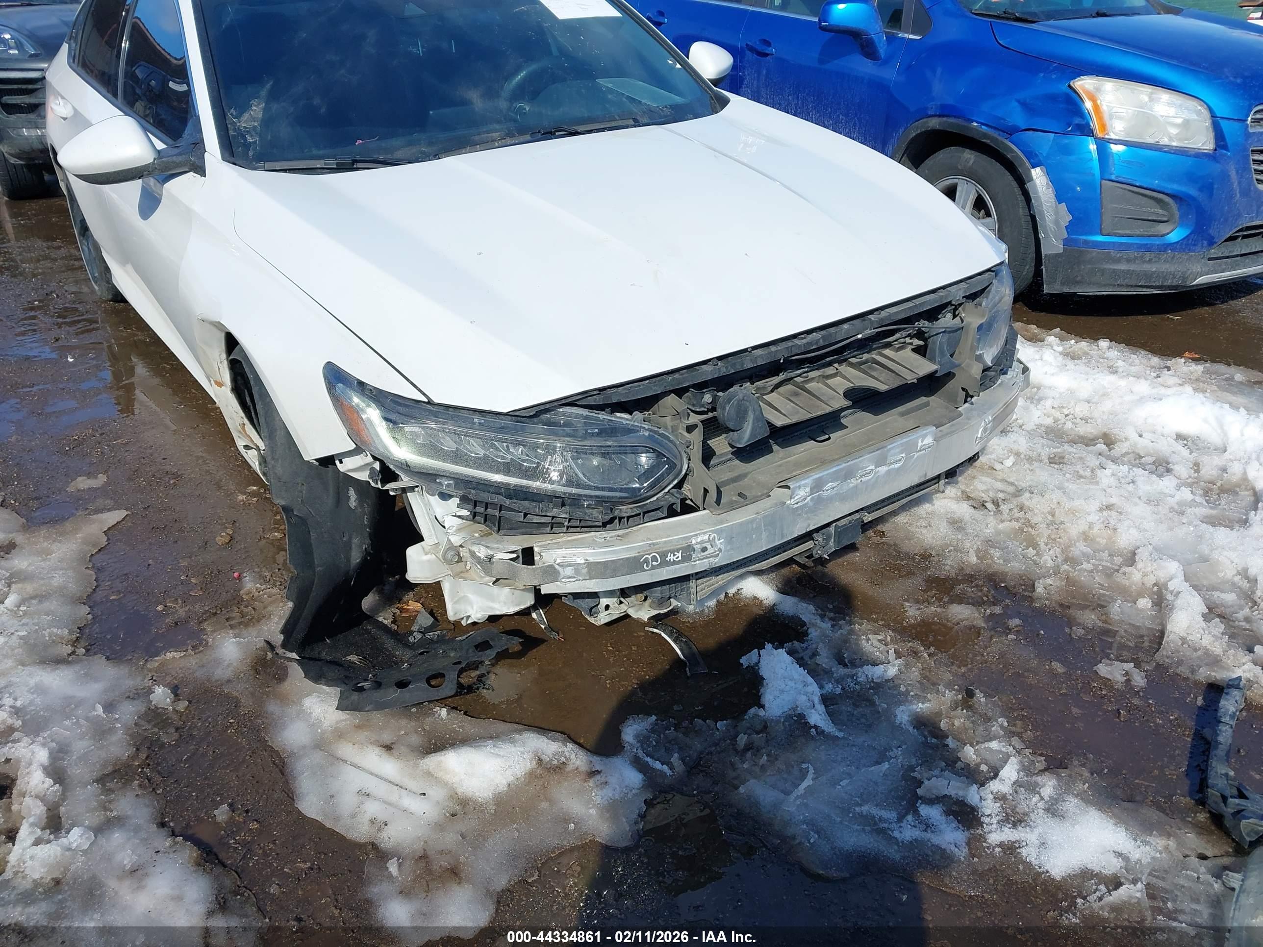 HONDA ACCORD image 6