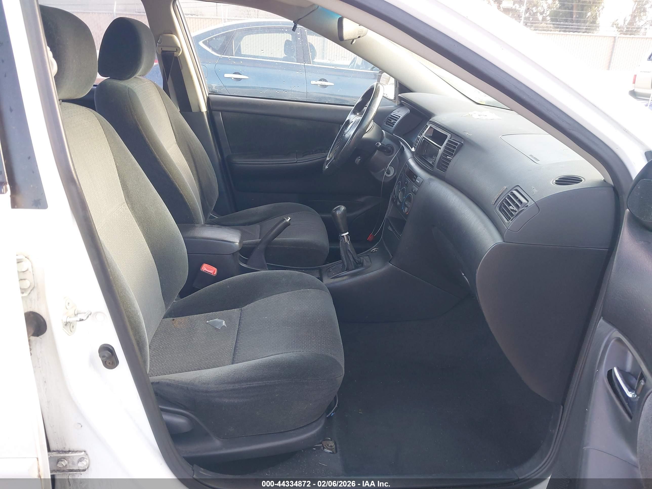 TOYOTA COROLLA image 5