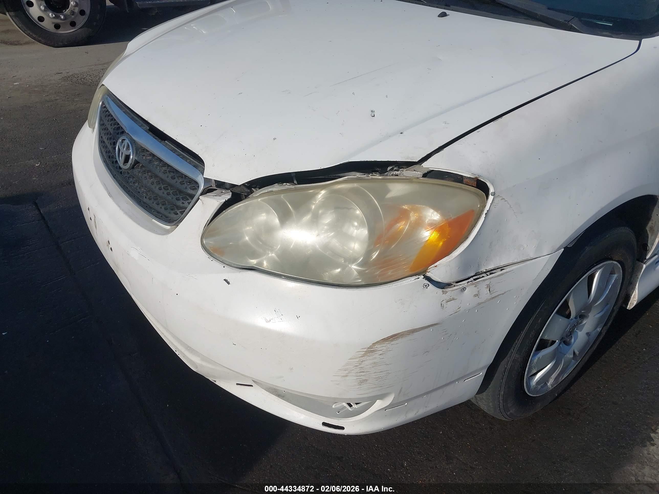 TOYOTA COROLLA image 6