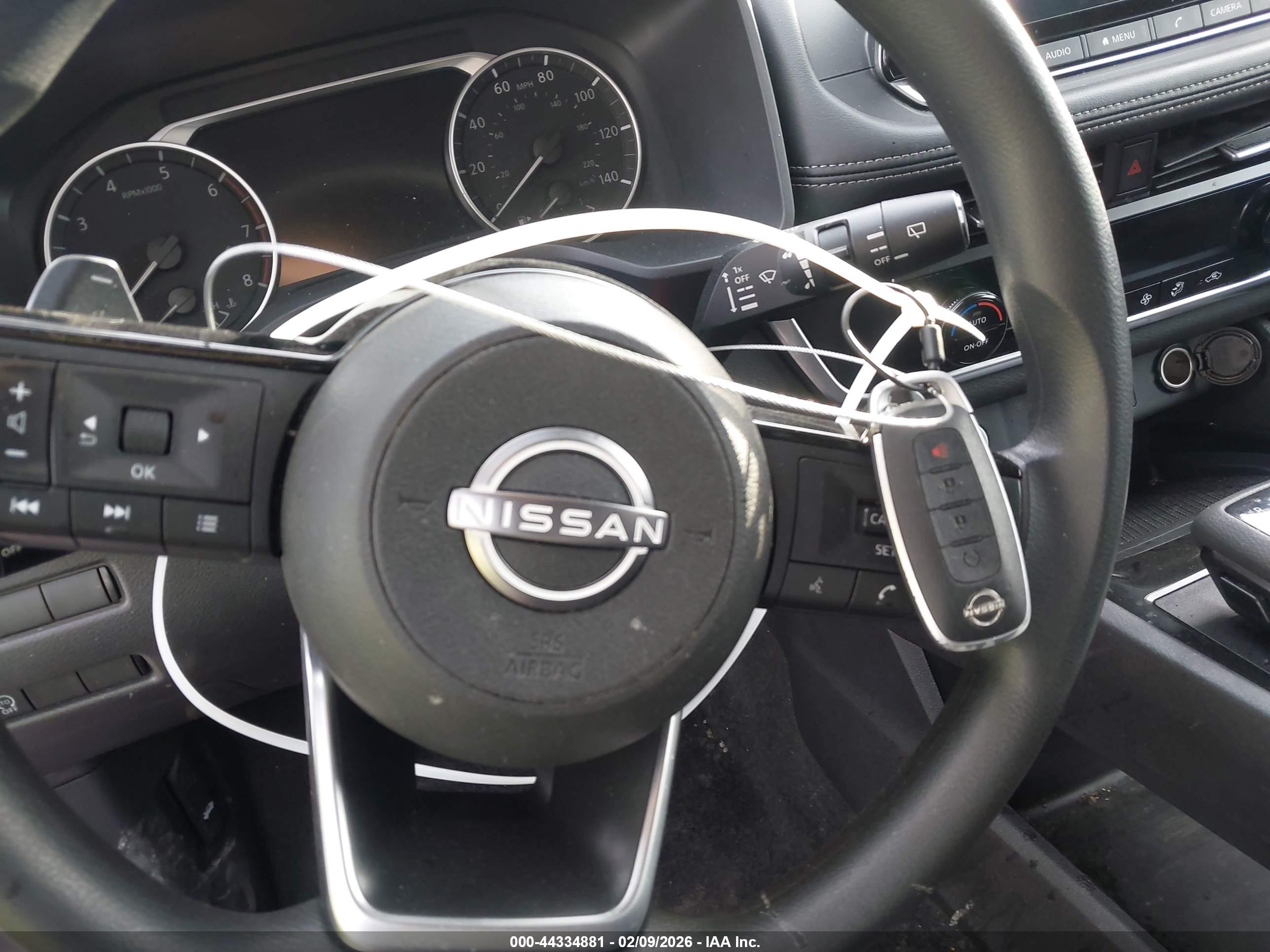 NISSAN ROGUE image 11