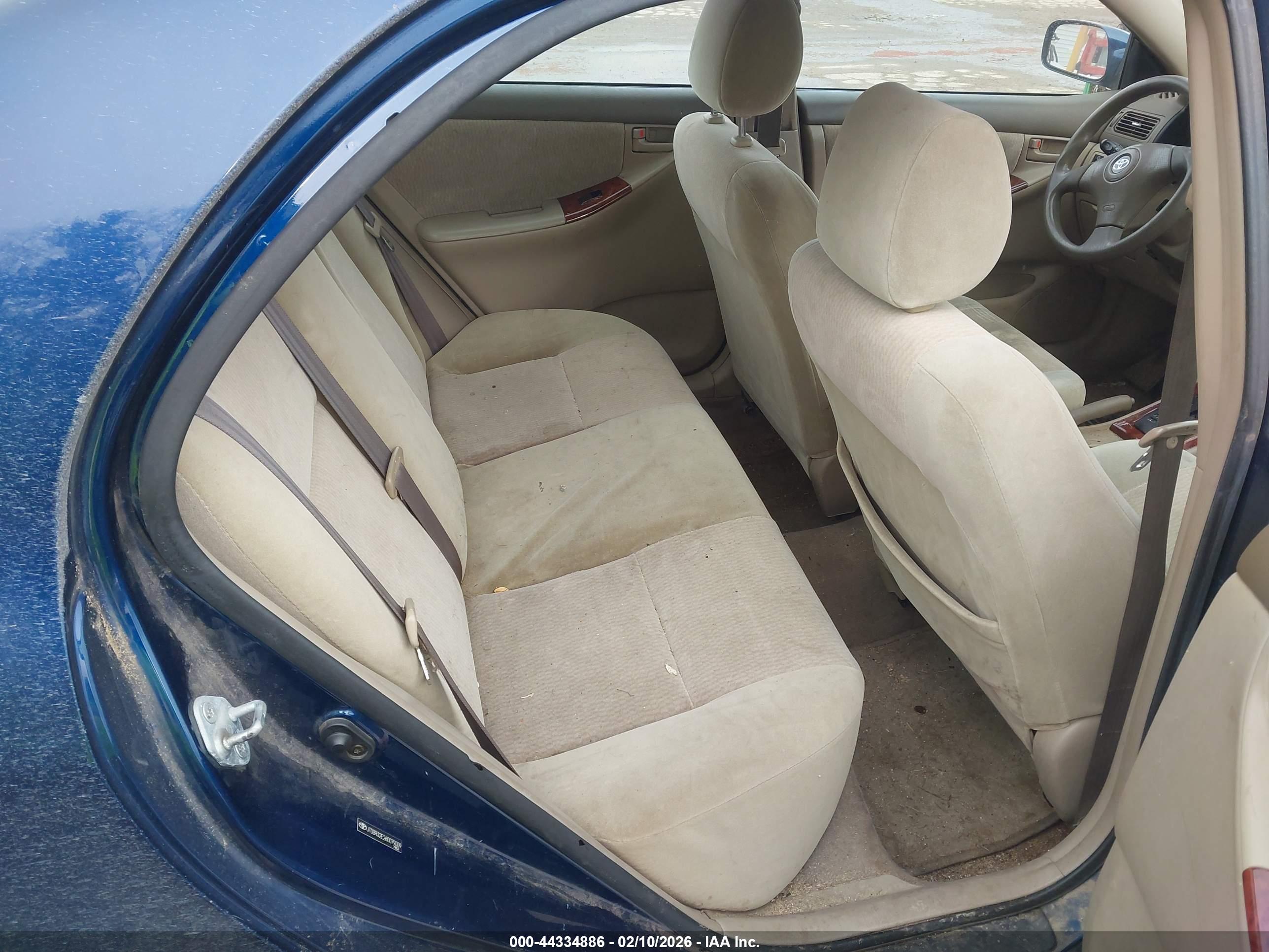 TOYOTA COROLLA image 8