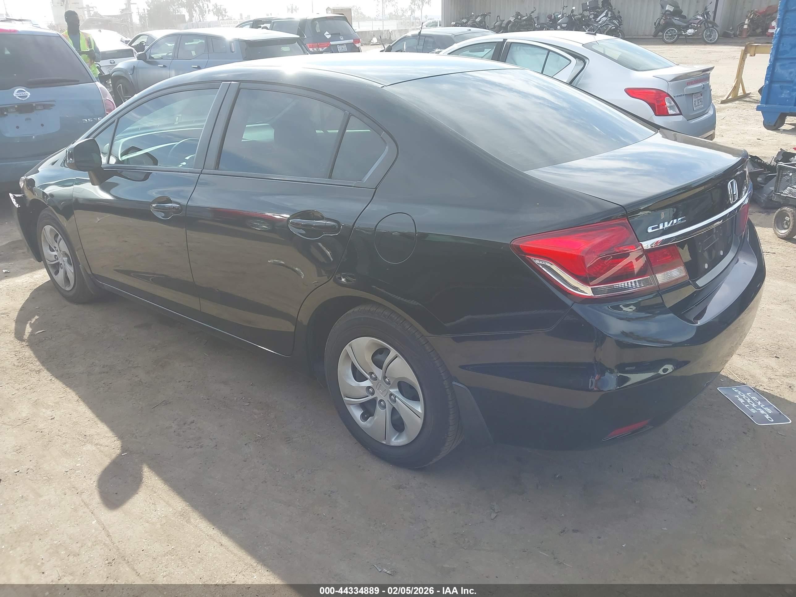 HONDA CIVIC image 3