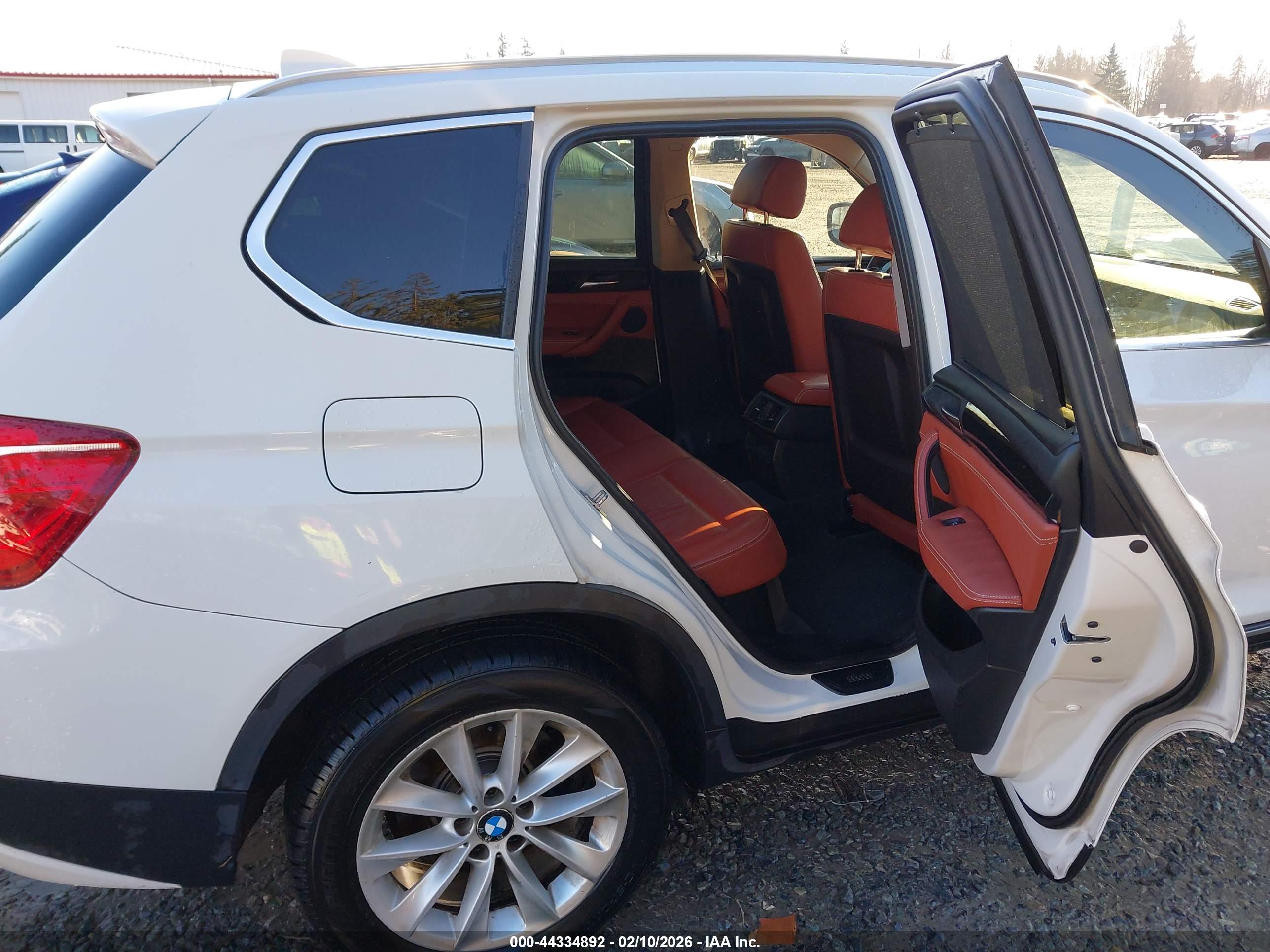 BMW X3 image 8