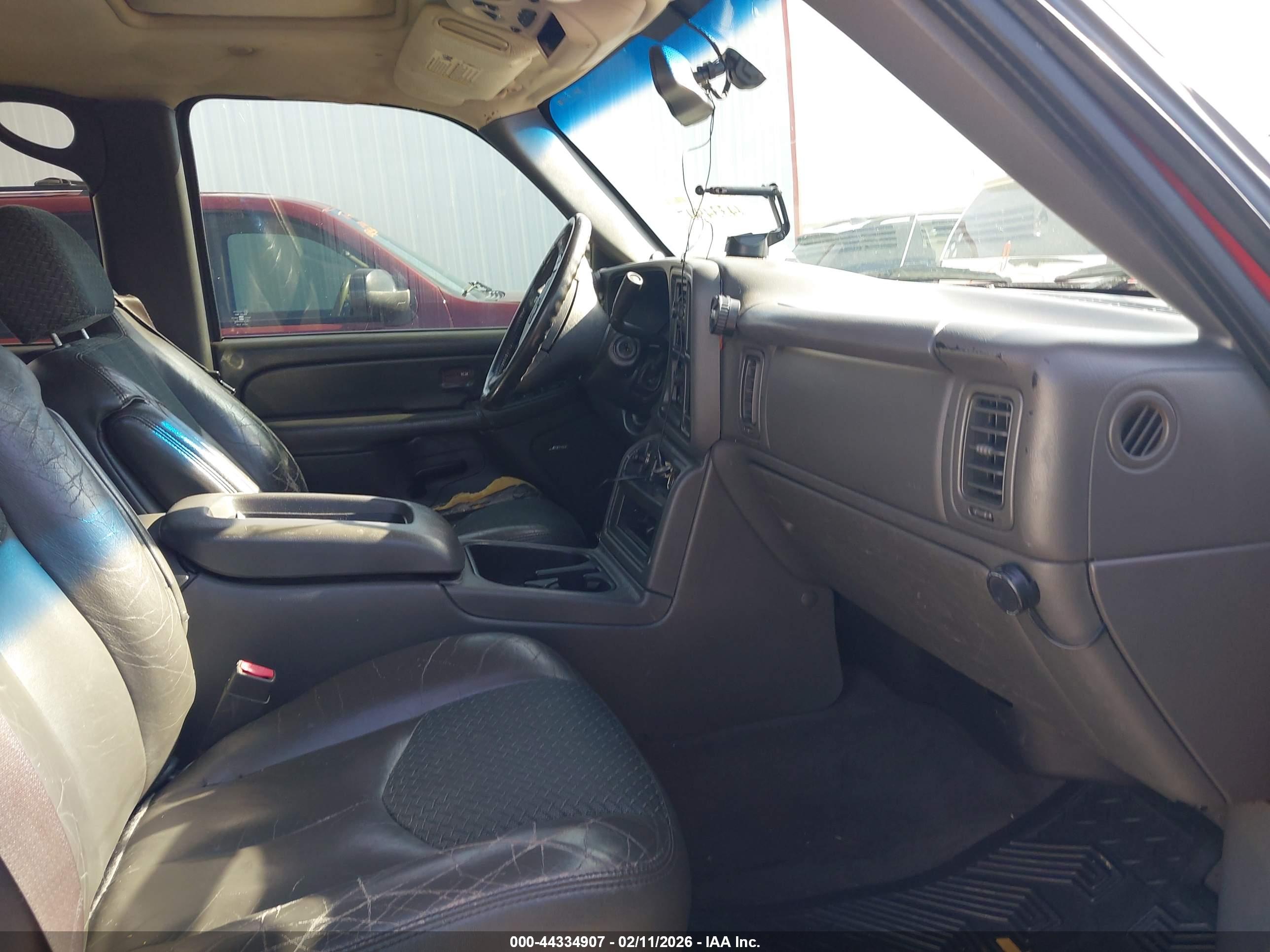 CHEVROLET AVALANCHE image 5