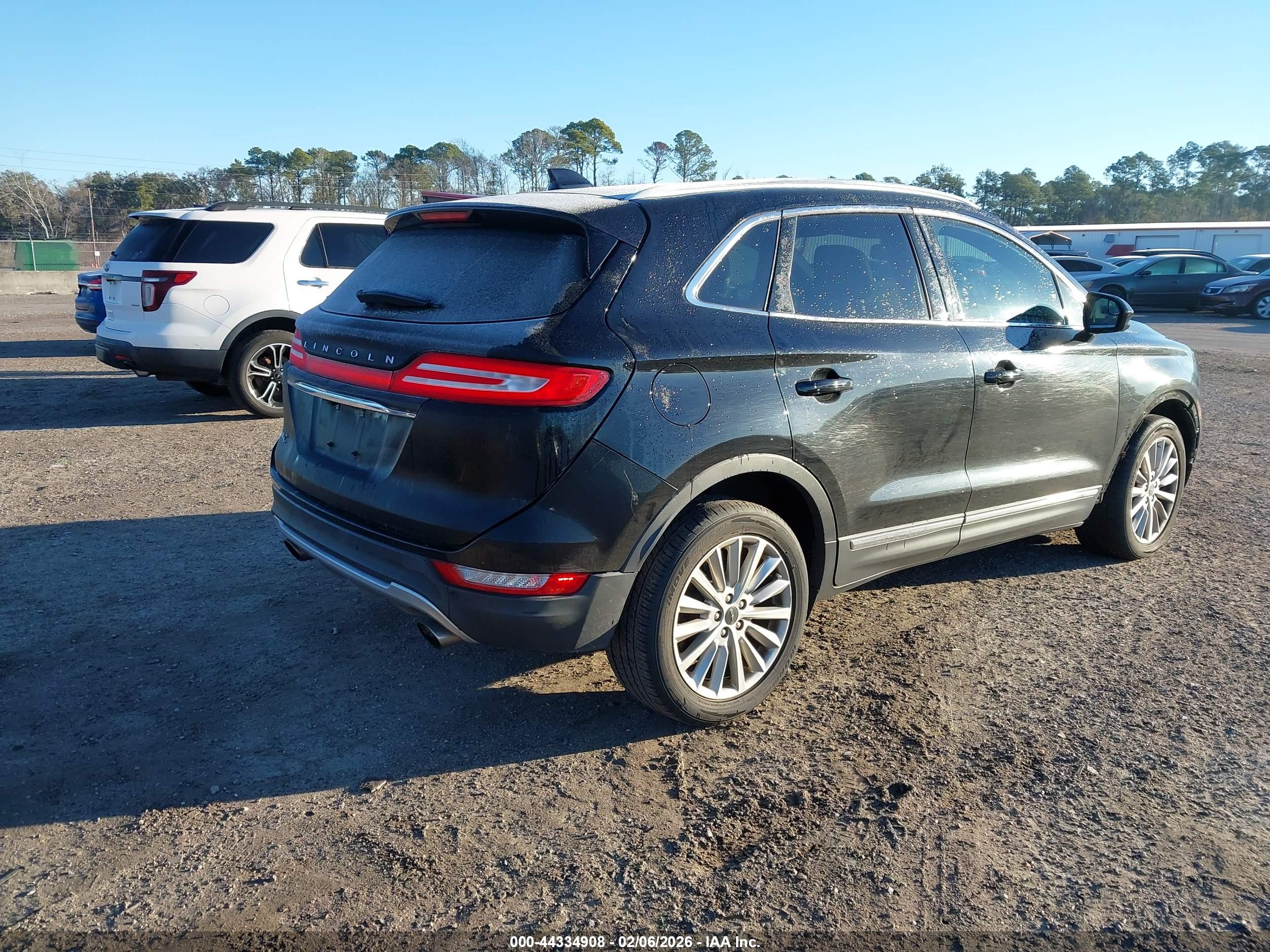 LINCOLN MKC image 4