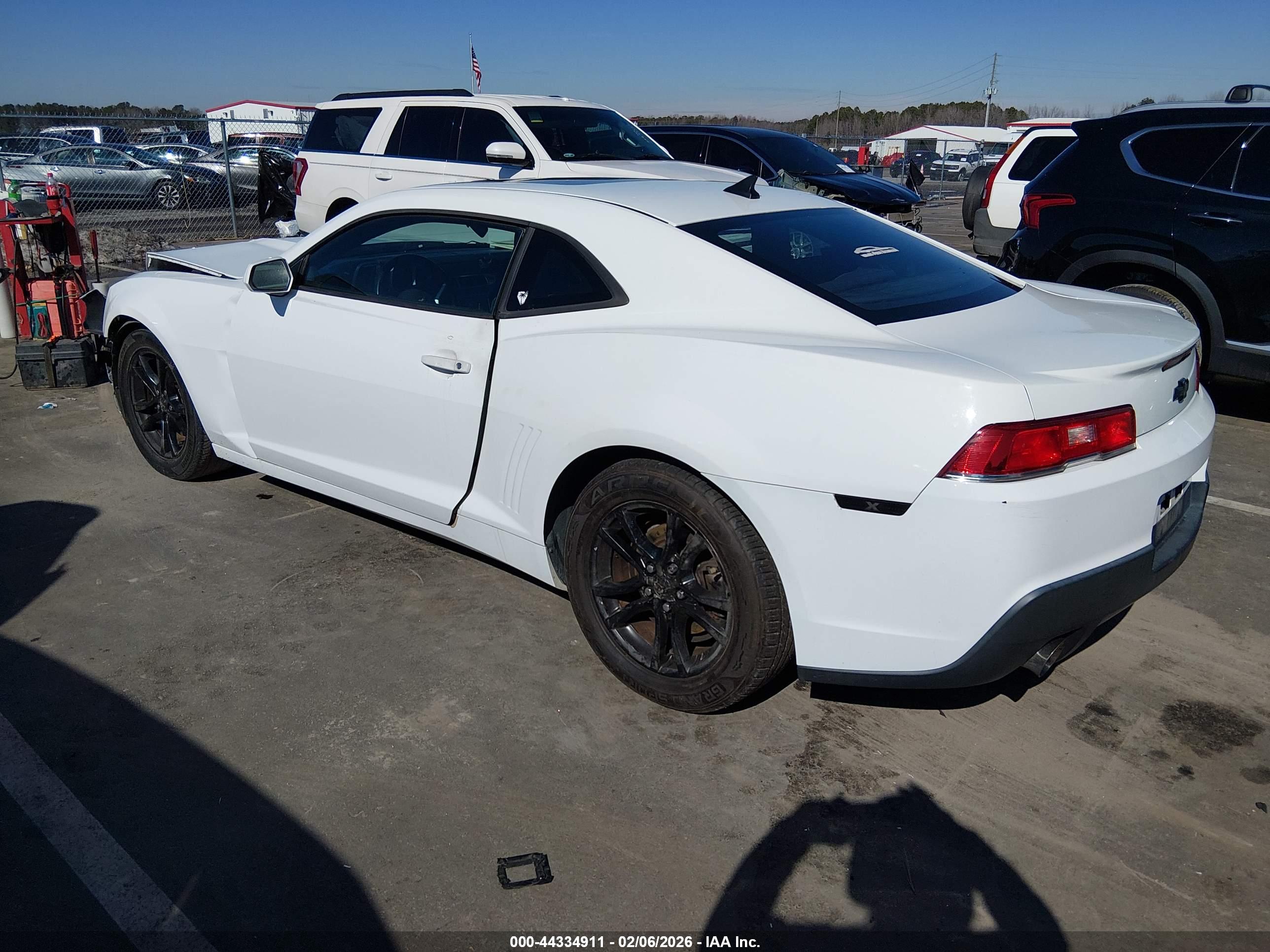 CHEVROLET CAMARO image 3