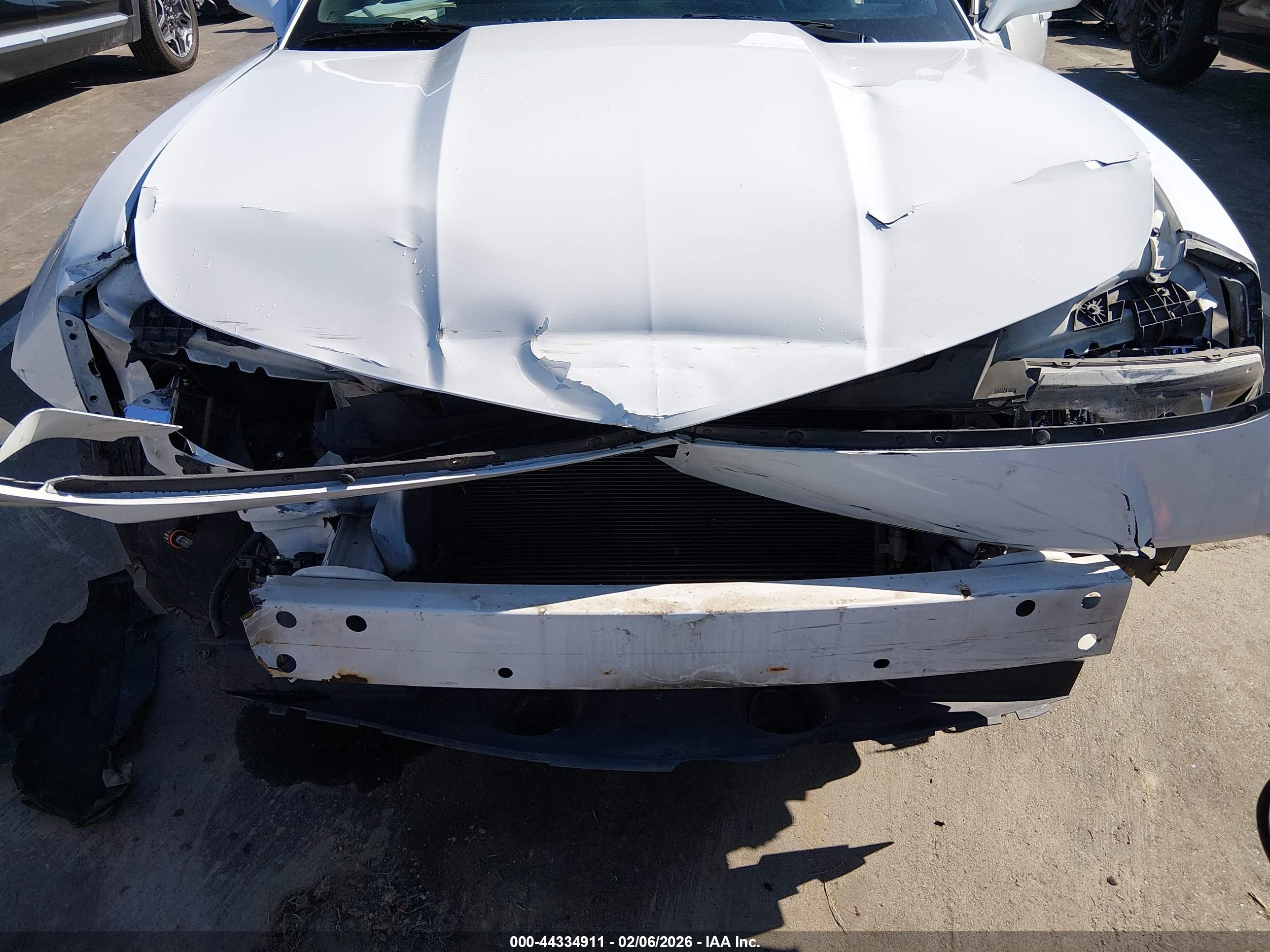 CHEVROLET CAMARO image 6