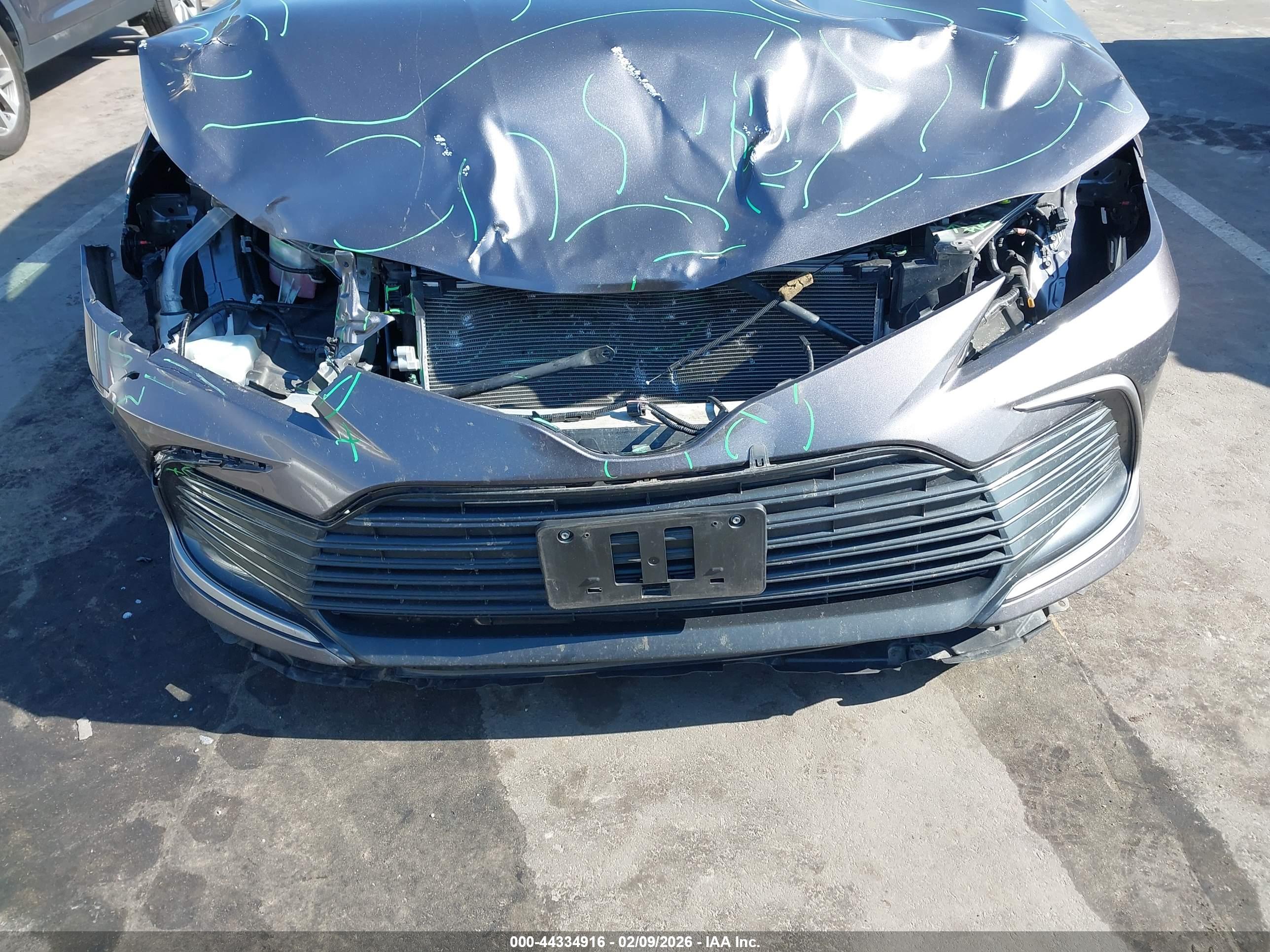 TOYOTA CAMRY image 6