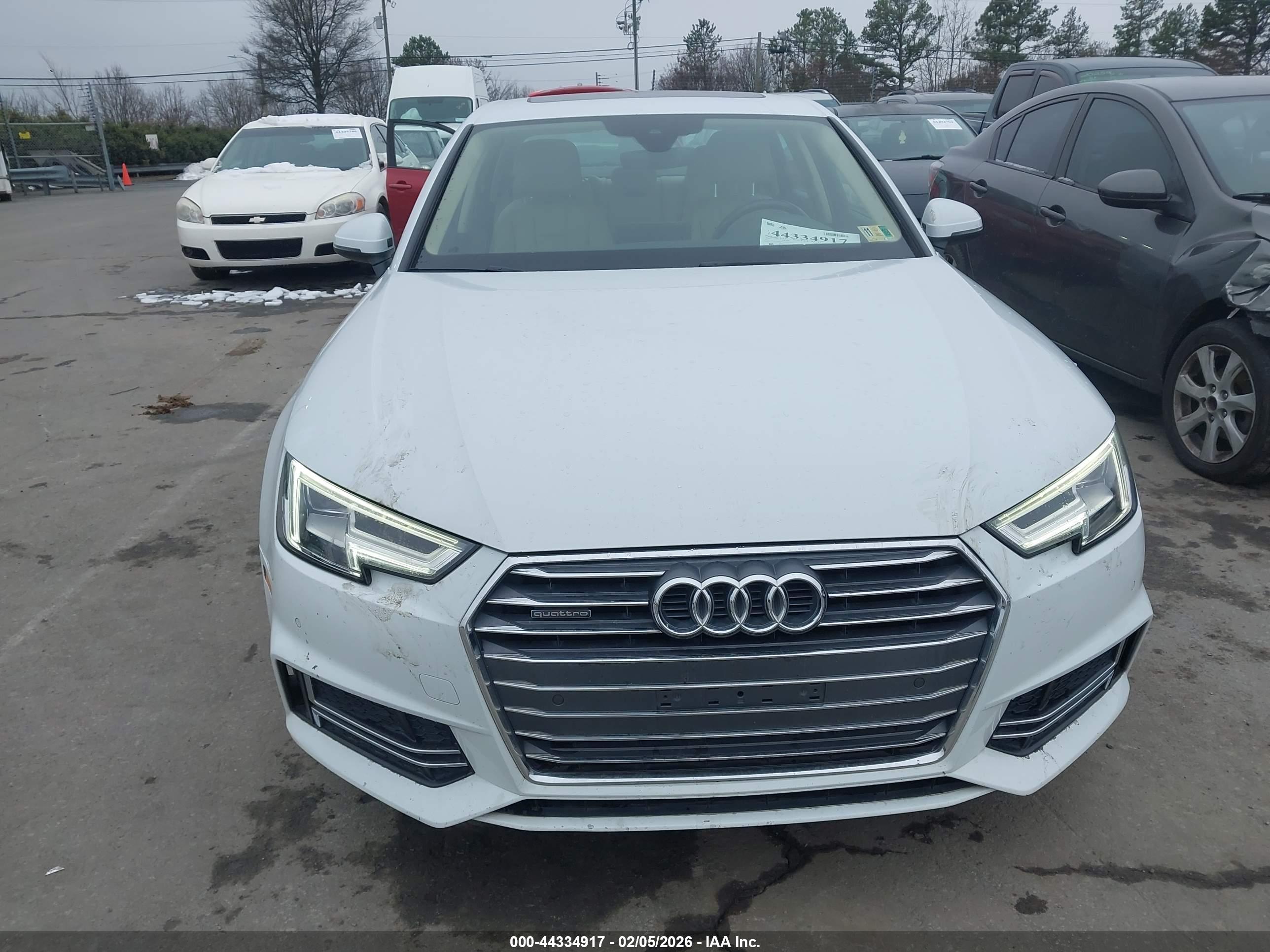 AUDI A4 image 6