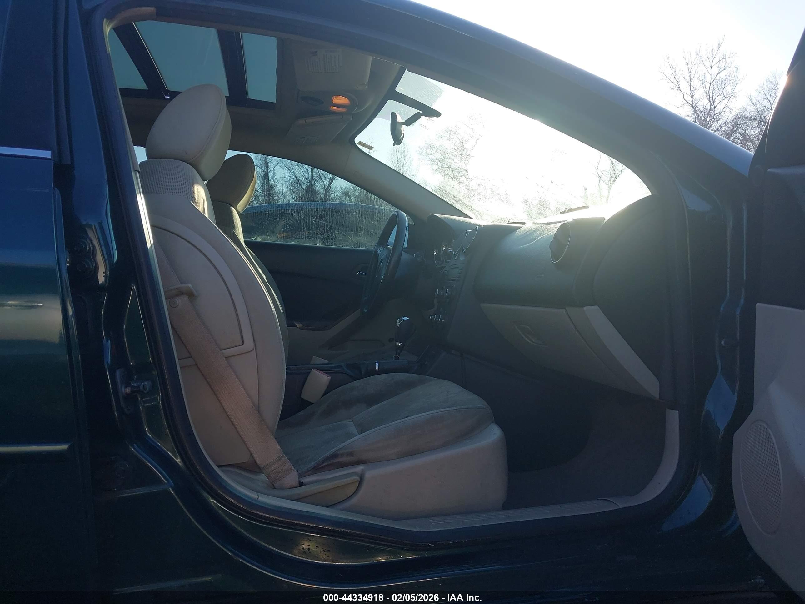 PONTIAC G6 image 5
