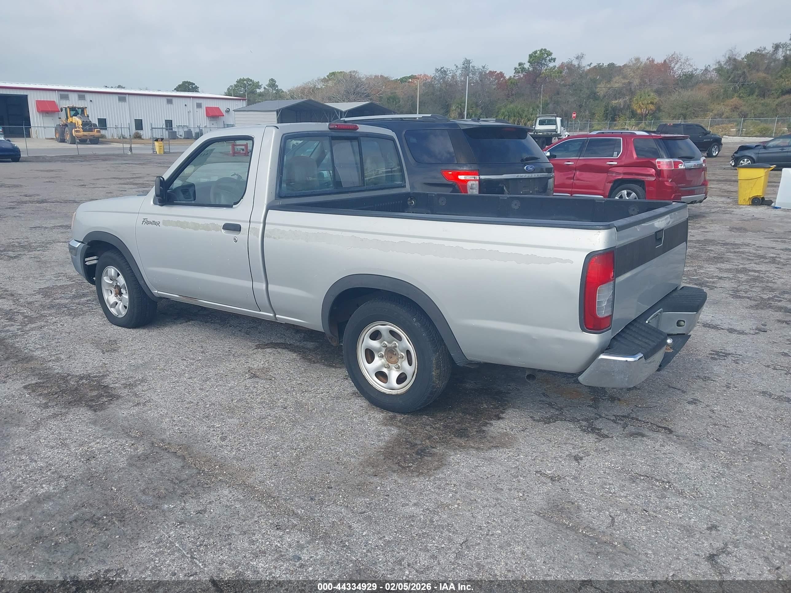 NISSAN FRONTIER image 3