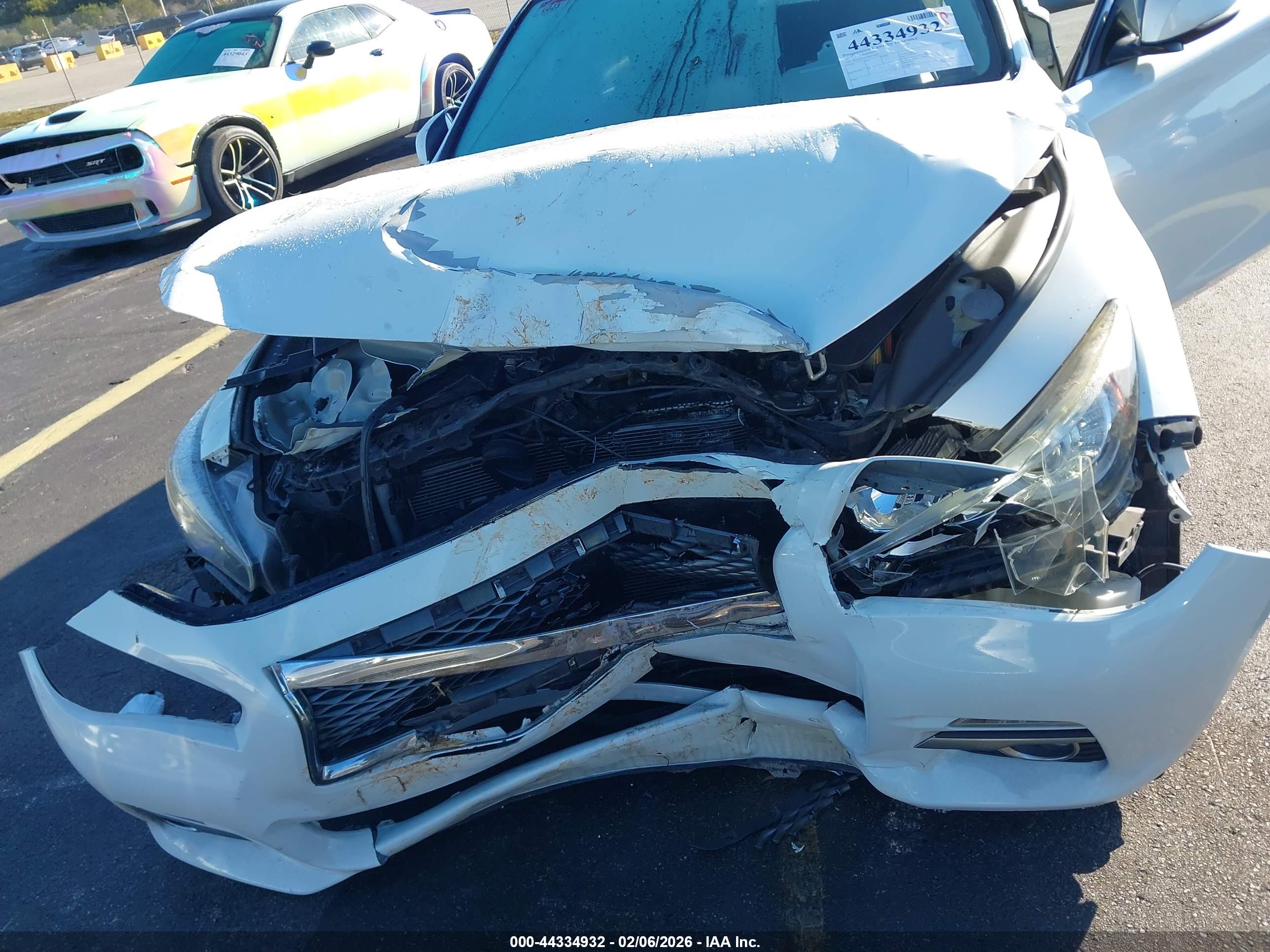 INFINITI Q50 image 6