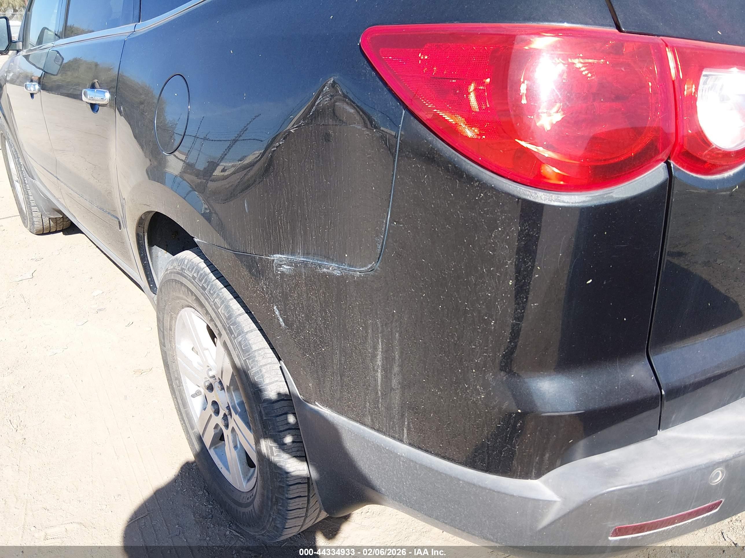 CHEVROLET TRAVERSE image 6