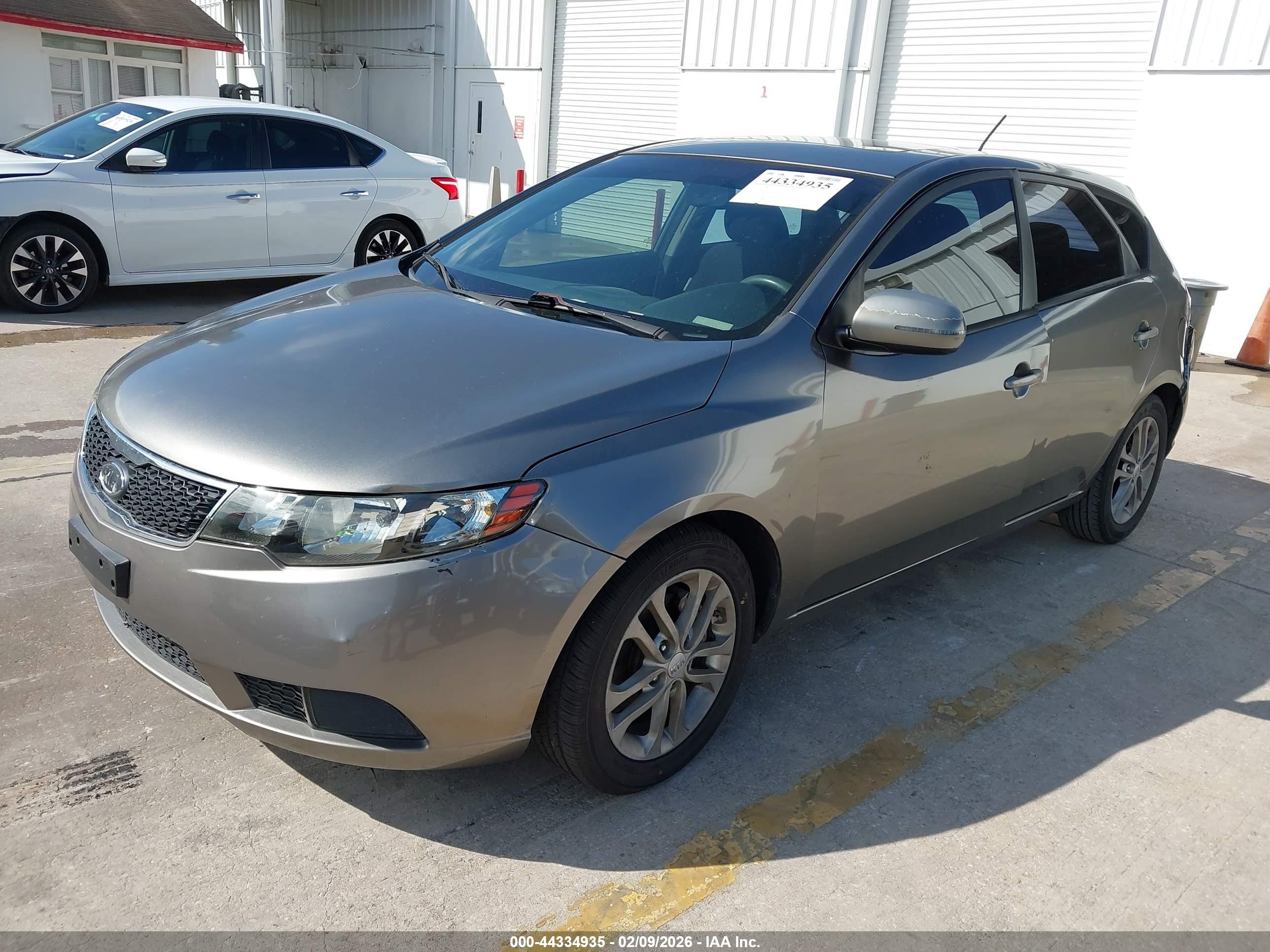 KIA FORTE image 2