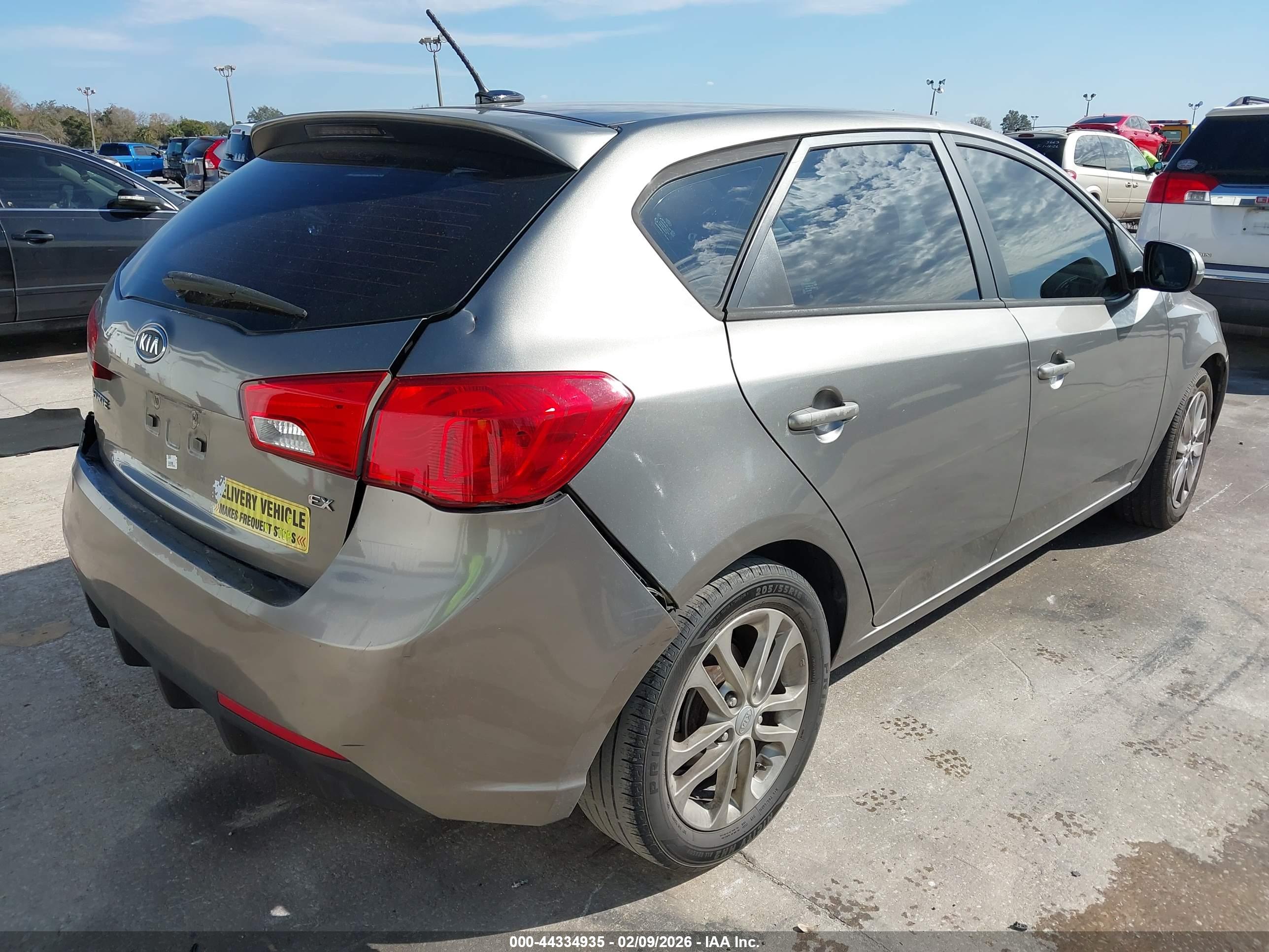 KIA FORTE image 4