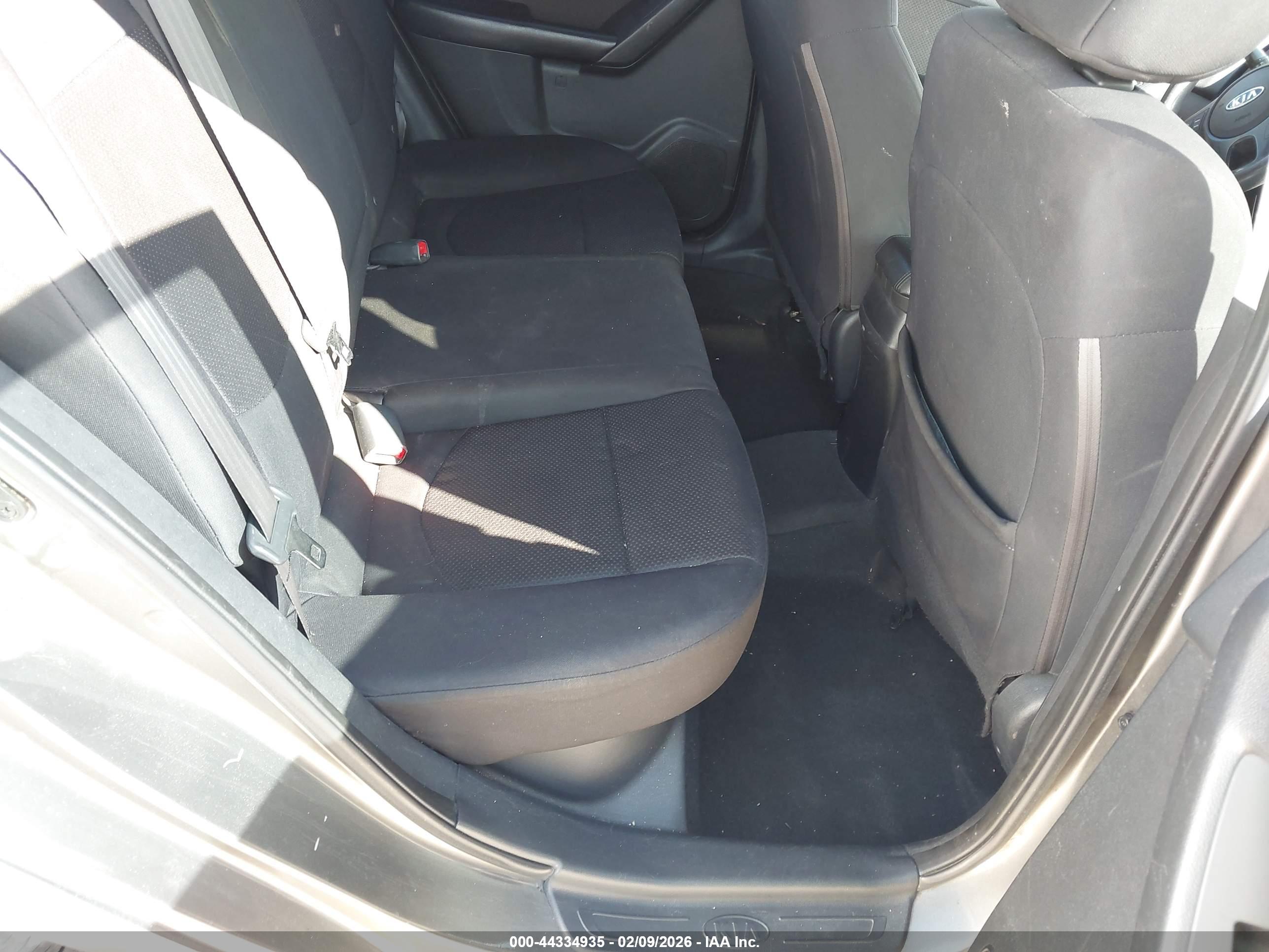 KIA FORTE image 8