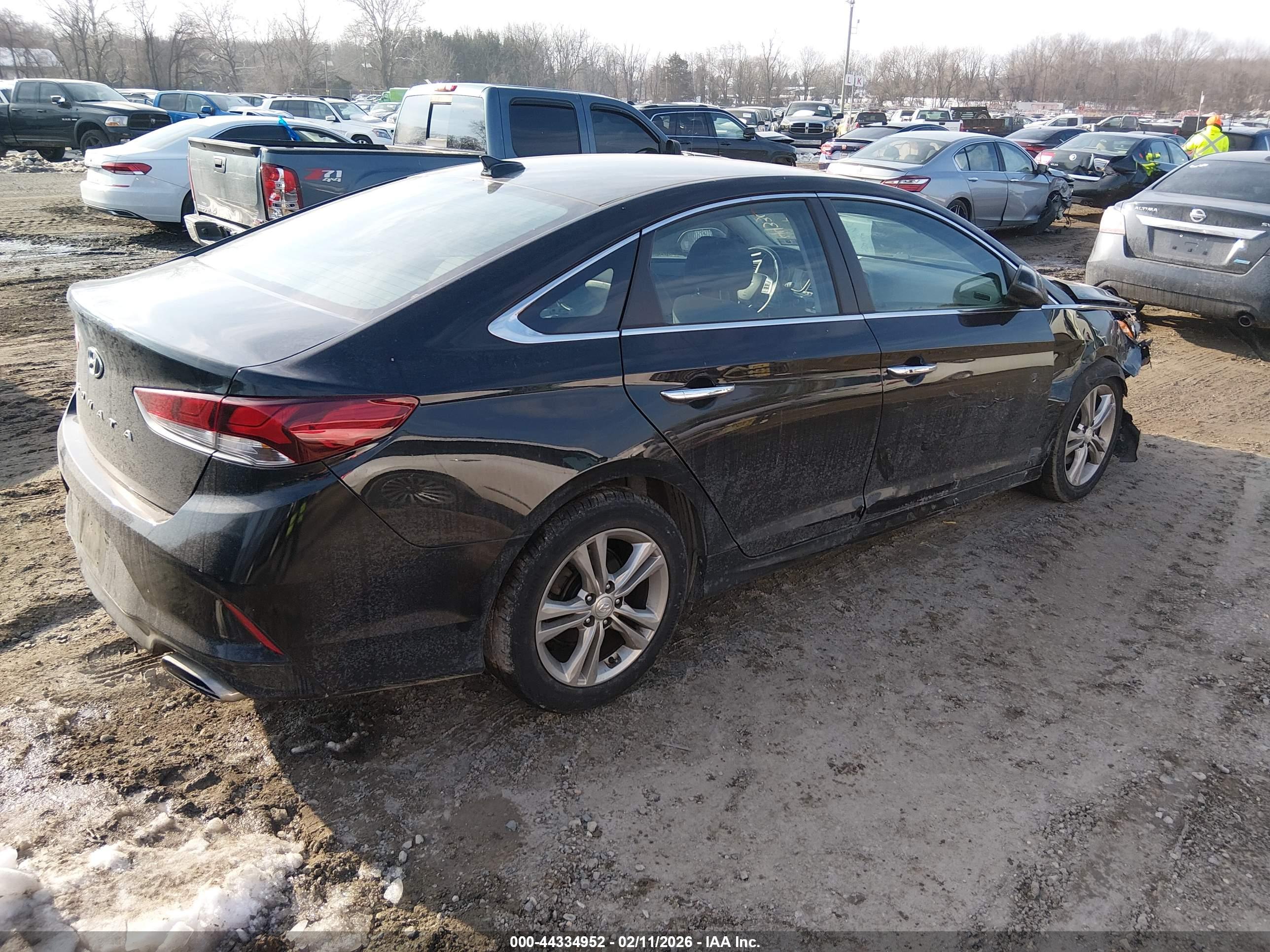 HYUNDAI SONATA image 4