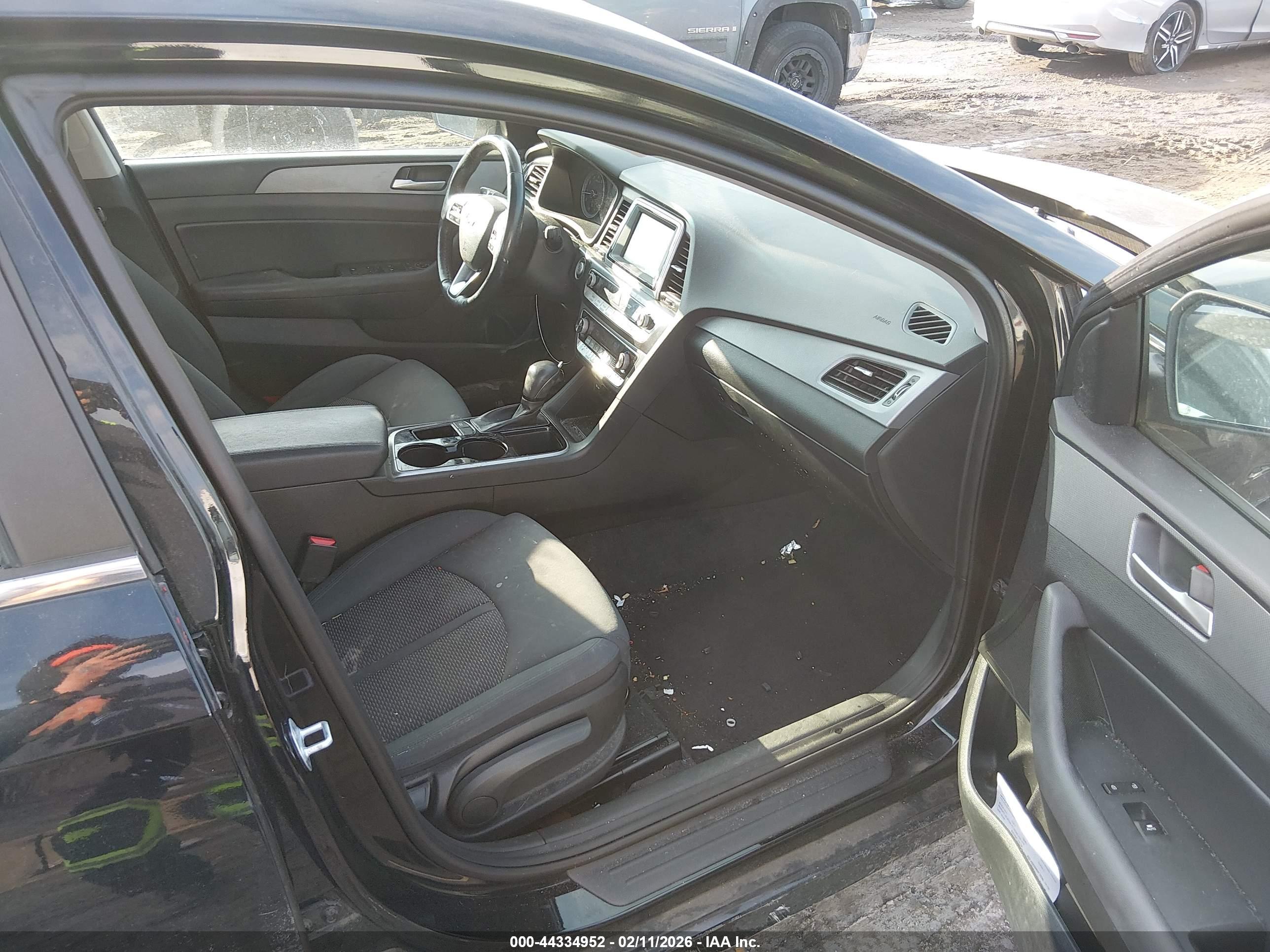 HYUNDAI SONATA image 5