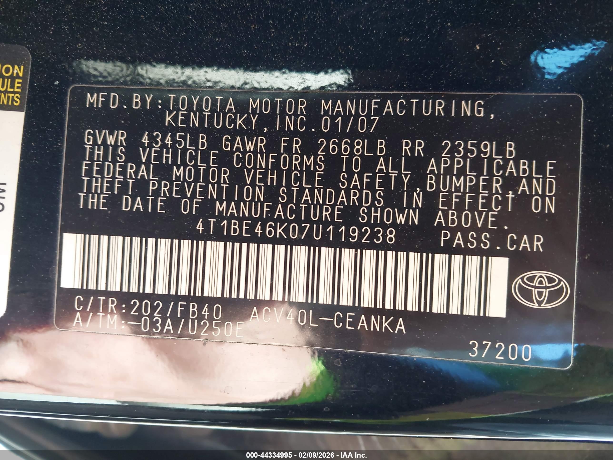 TOYOTA CAMRY image 9