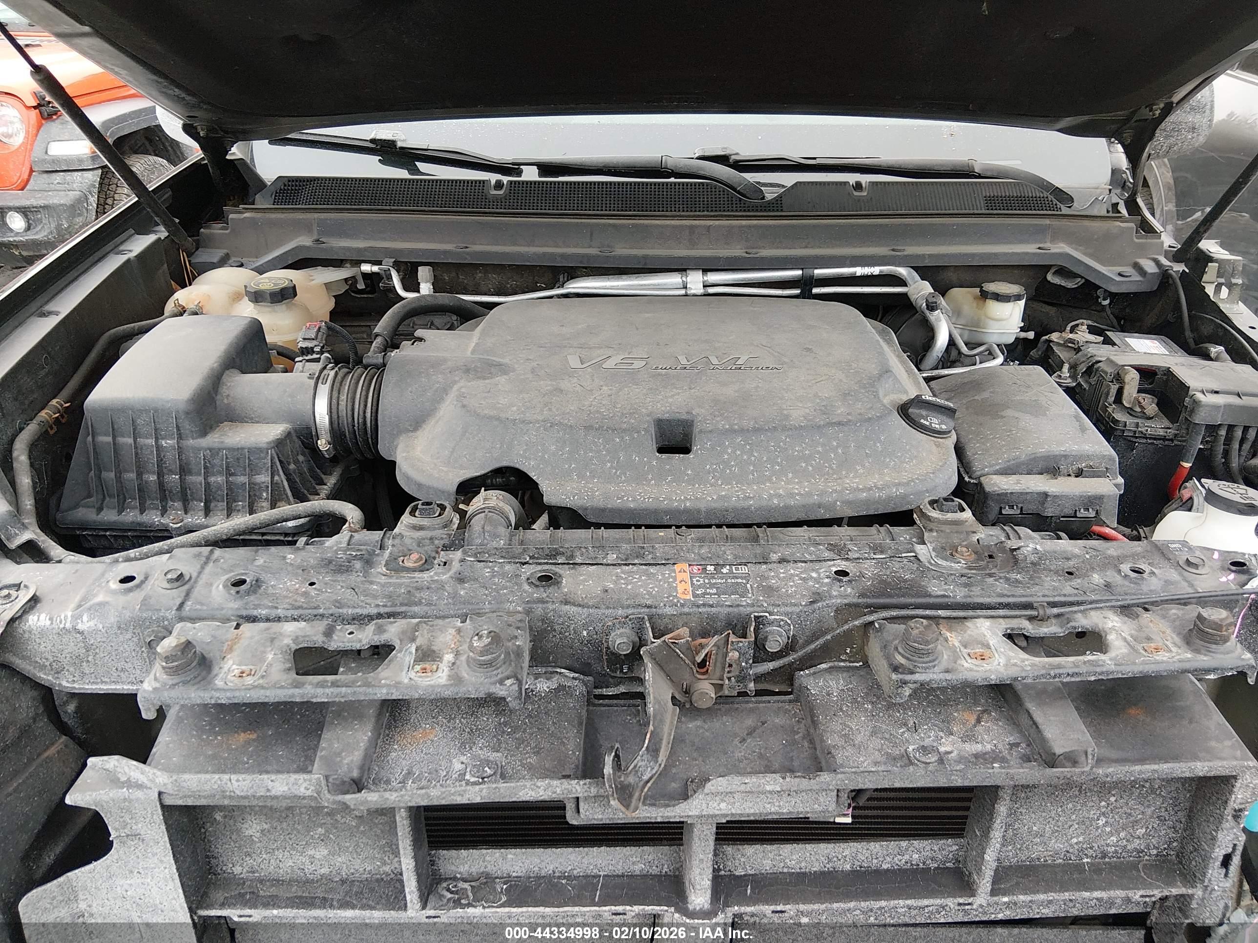 CHEVROLET COLORADO image 10
