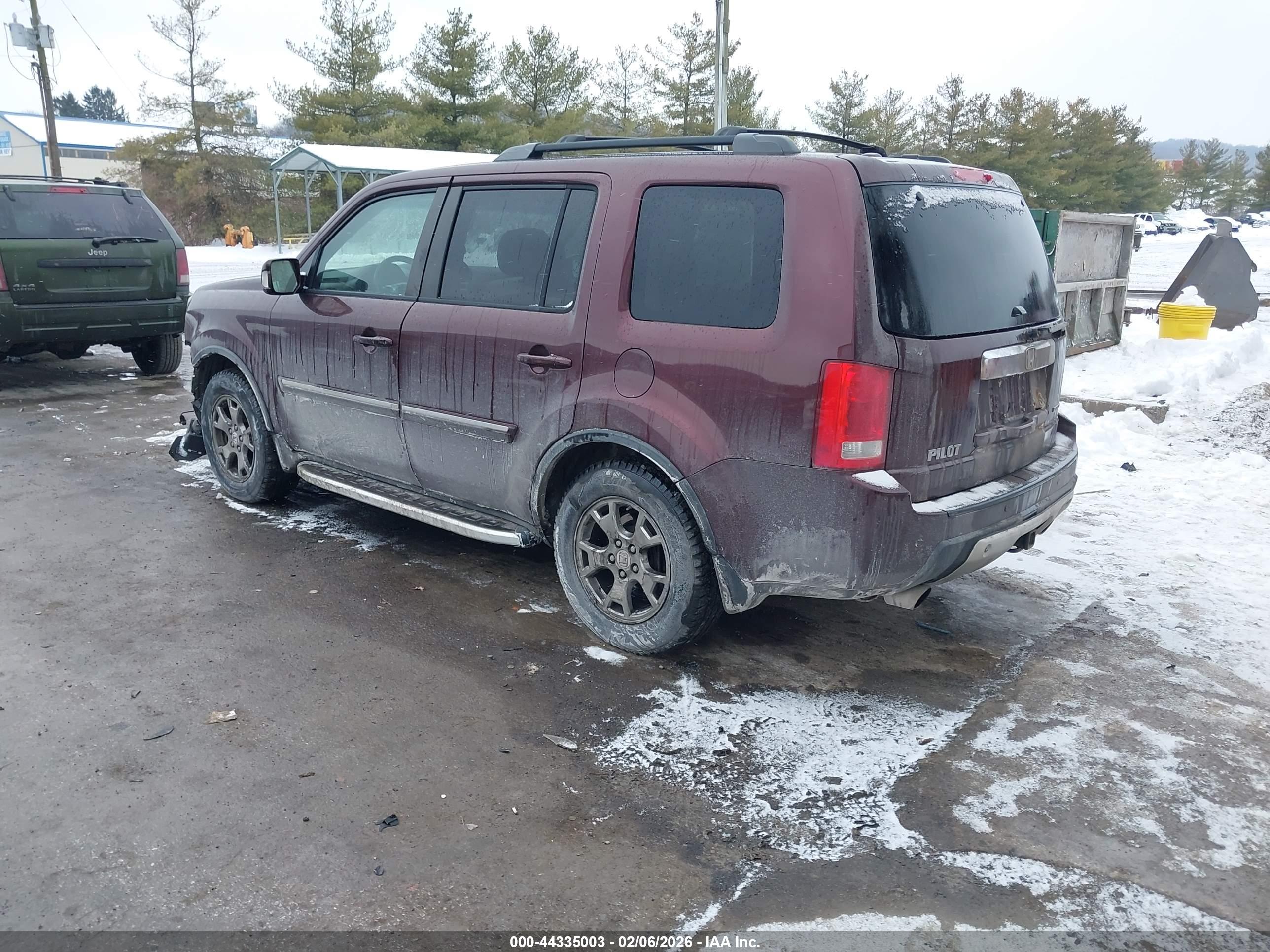 HONDA PILOT image 3