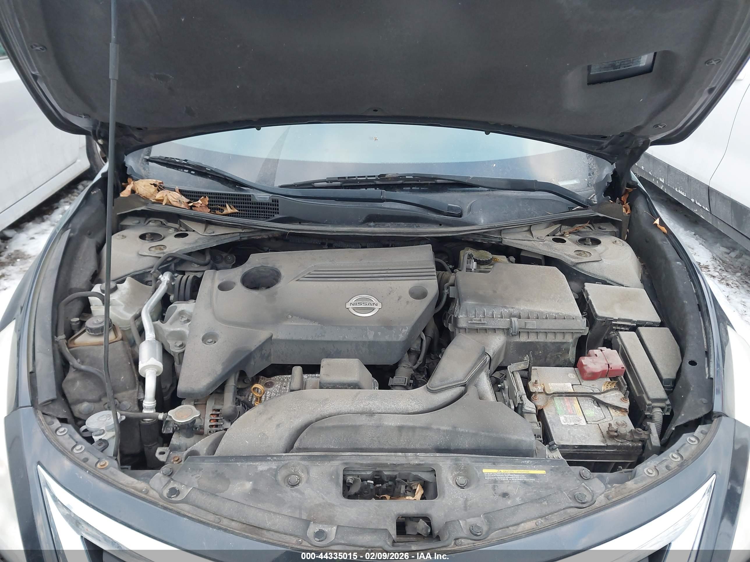 NISSAN ALTIMA image 10