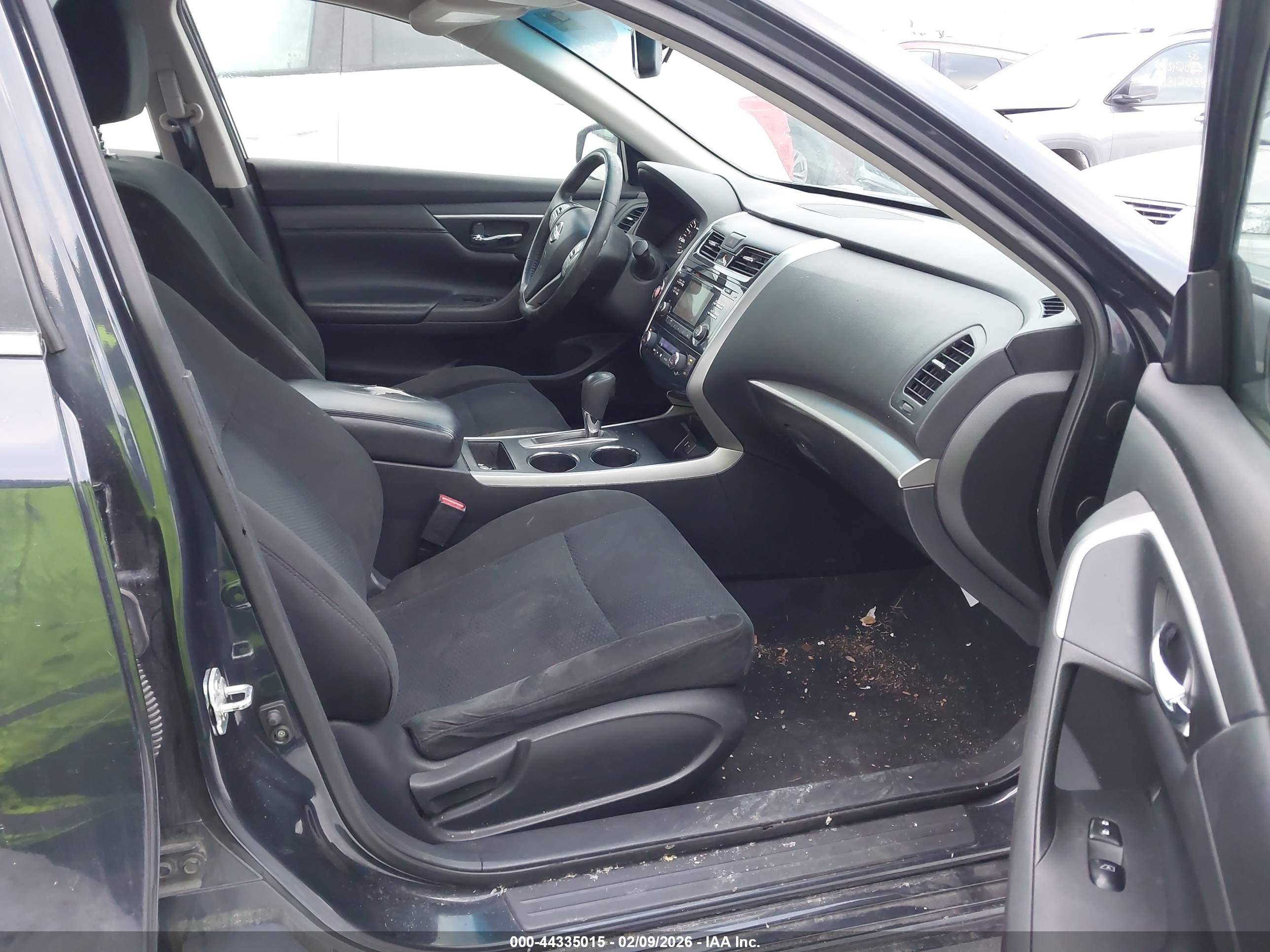 NISSAN ALTIMA image 5
