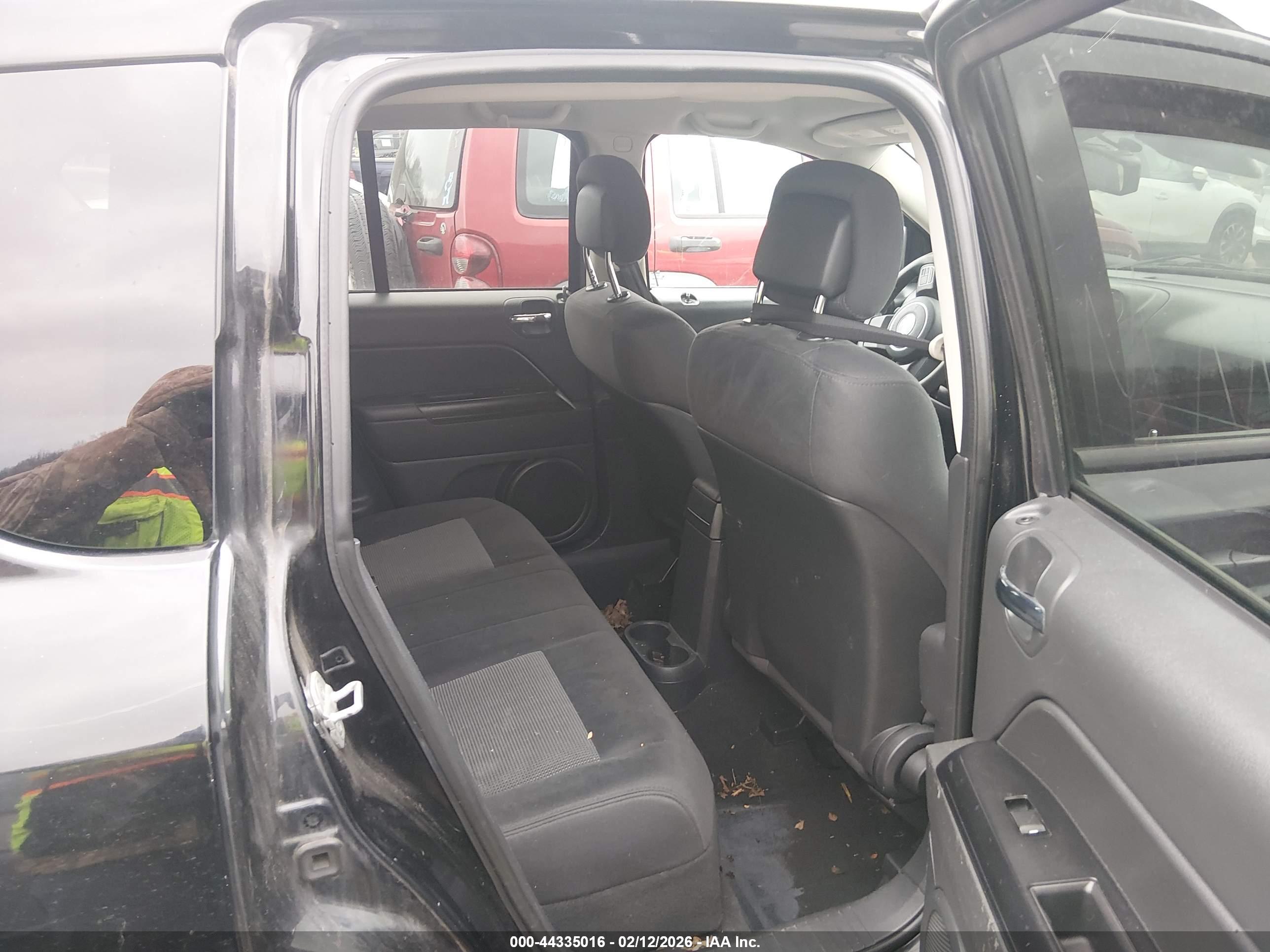 JEEP COMPASS image 8