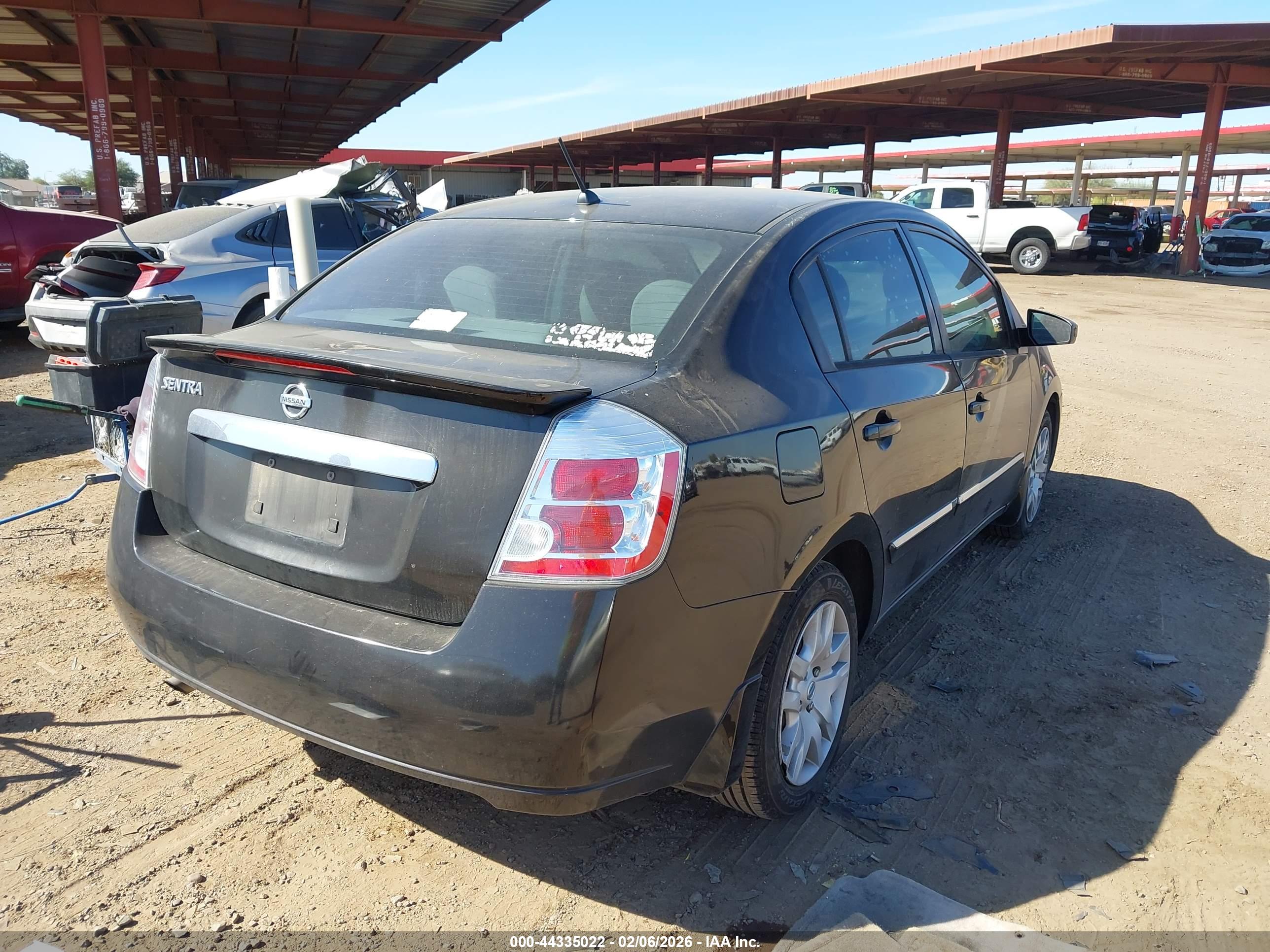 NISSAN SENTRA image 4