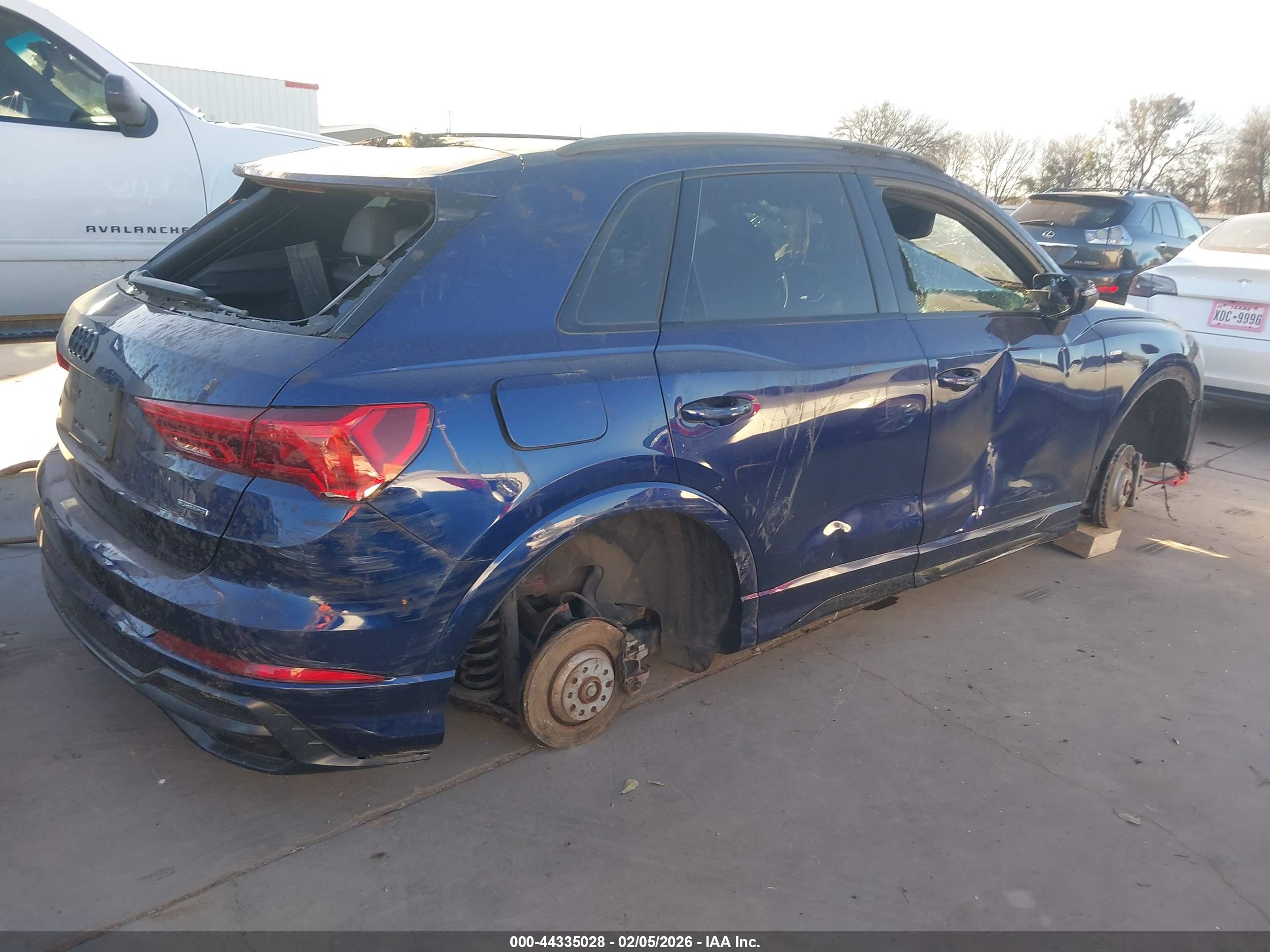 AUDI Q3 image 4