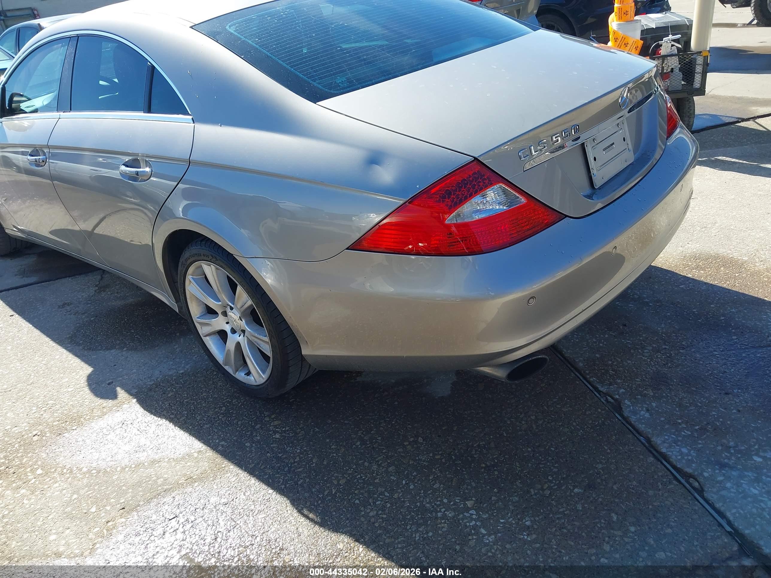 MERCEDES-BENZ CLS image 6