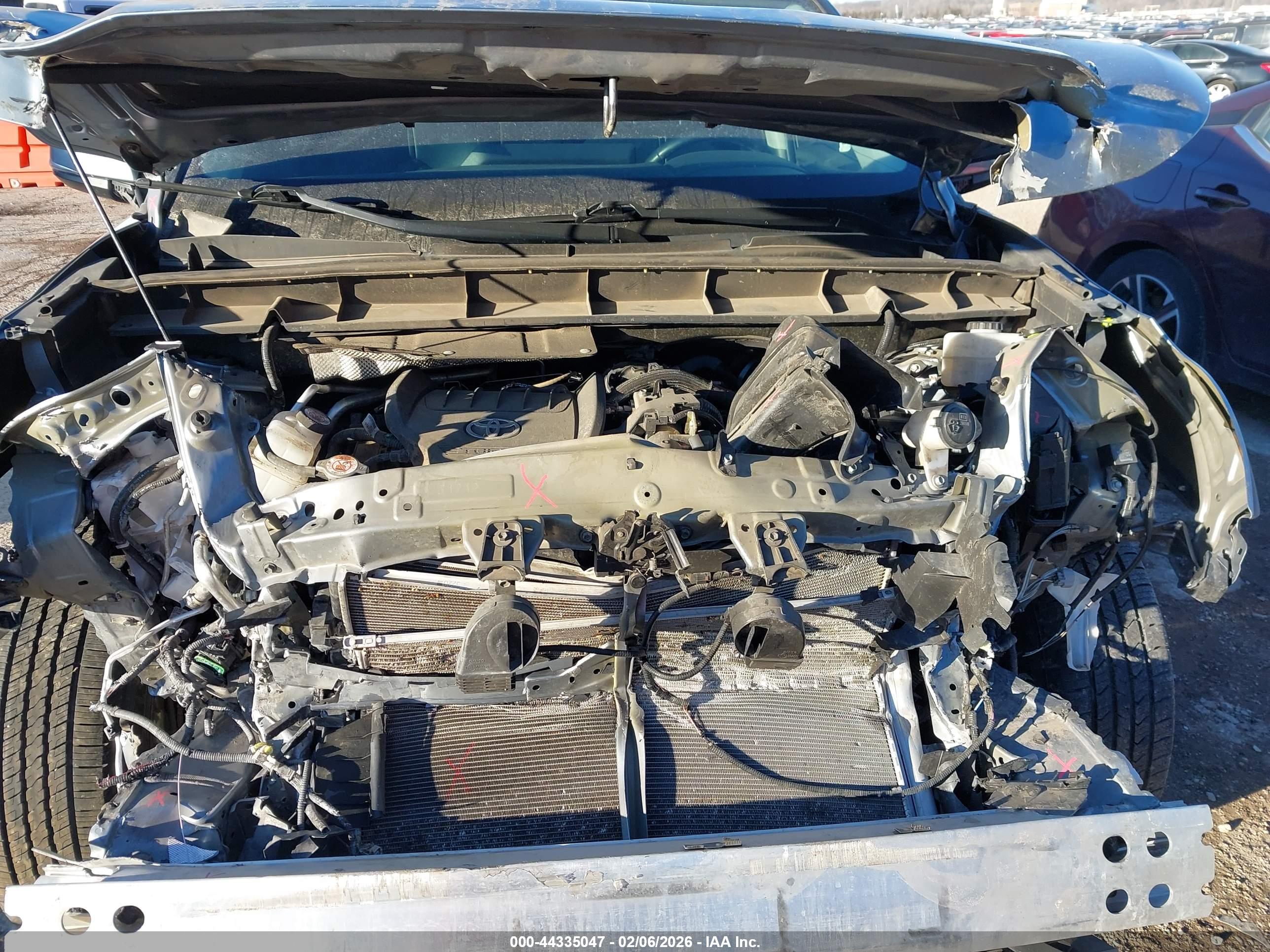 TOYOTA HIGHLANDER image 10