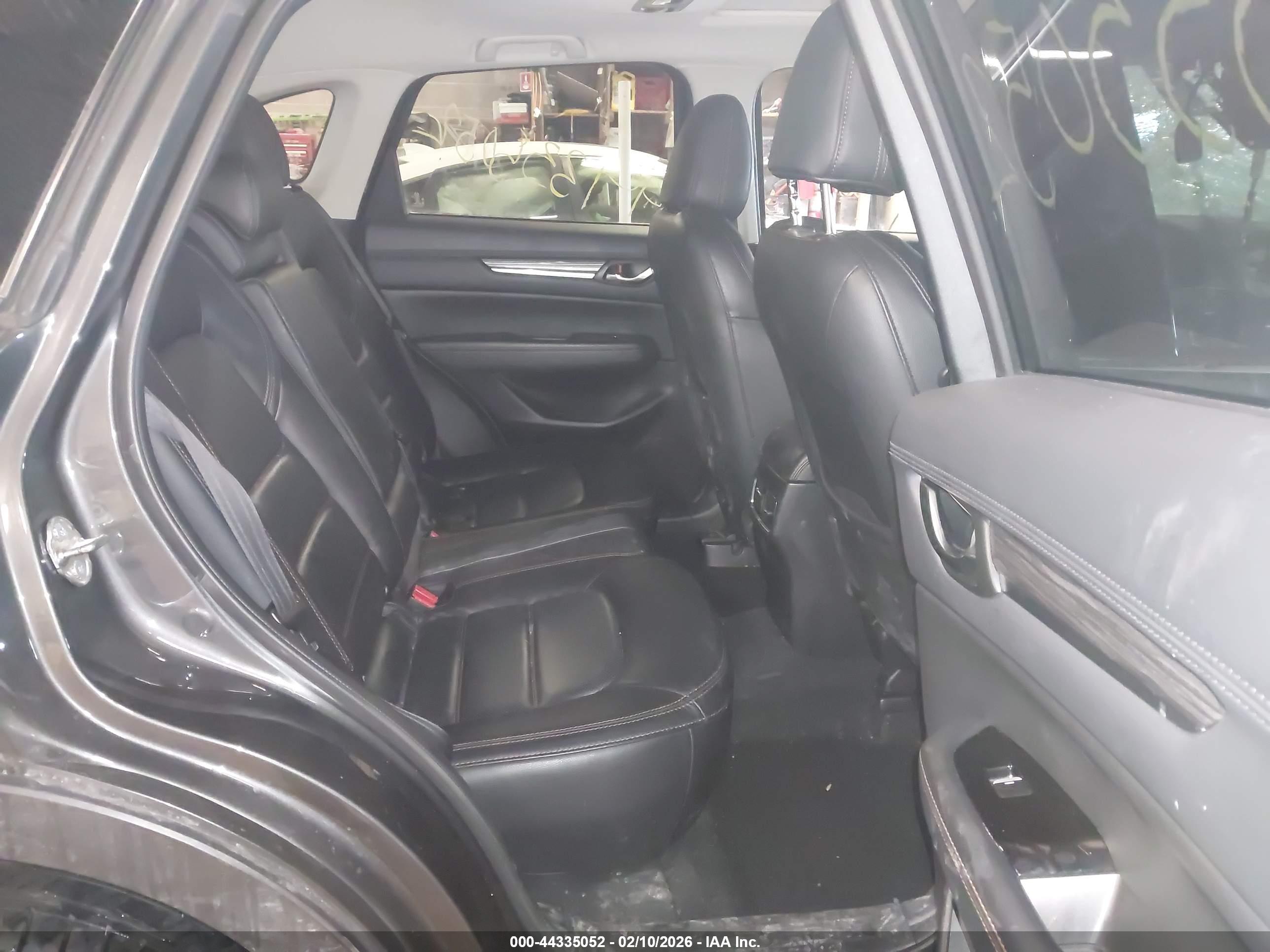 MAZDA CX-5 image 8
